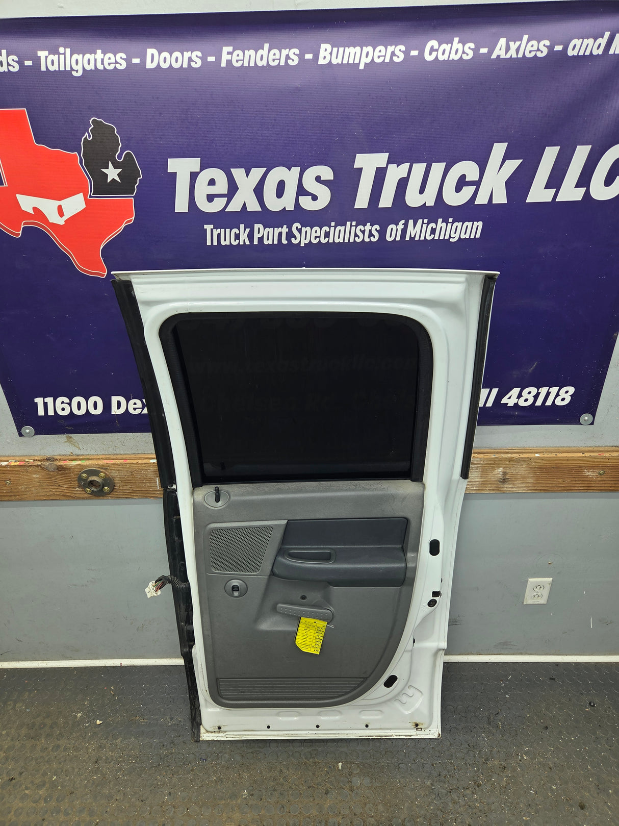 2003-2008 Dodge Ram 3rd Gen RH Passenger Side Rear Quad Cab Door 1500 2500 3500 4500 5500