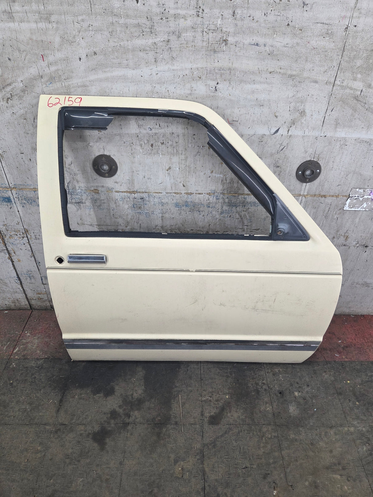 1982-1993 Chevrolet S10 / GMC S15 Sonoma RH Passenger Side Front Door