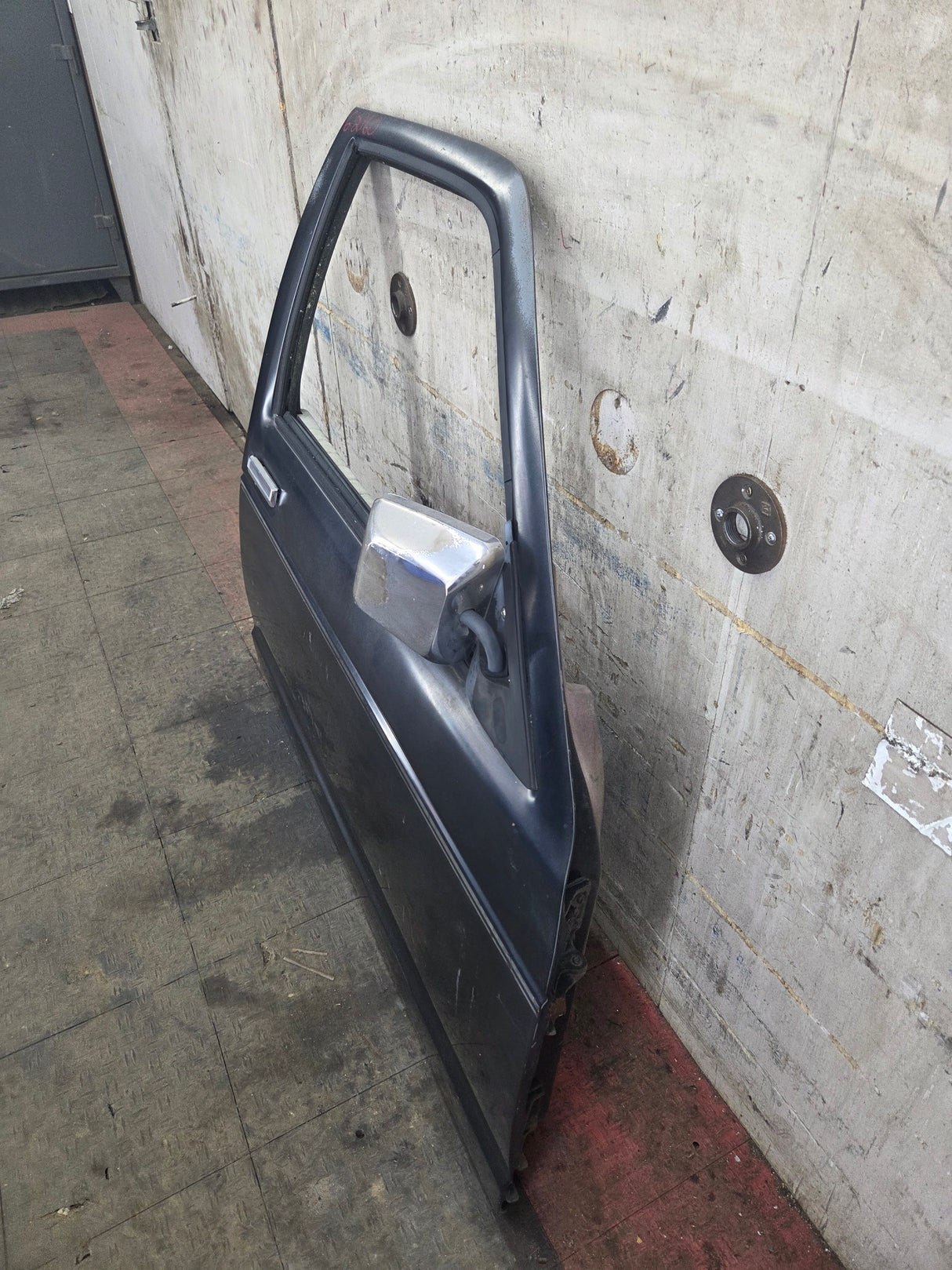 1982-1993 Chevrolet S10 / GMC S15 Sonoma RH Passenger Side Front Door