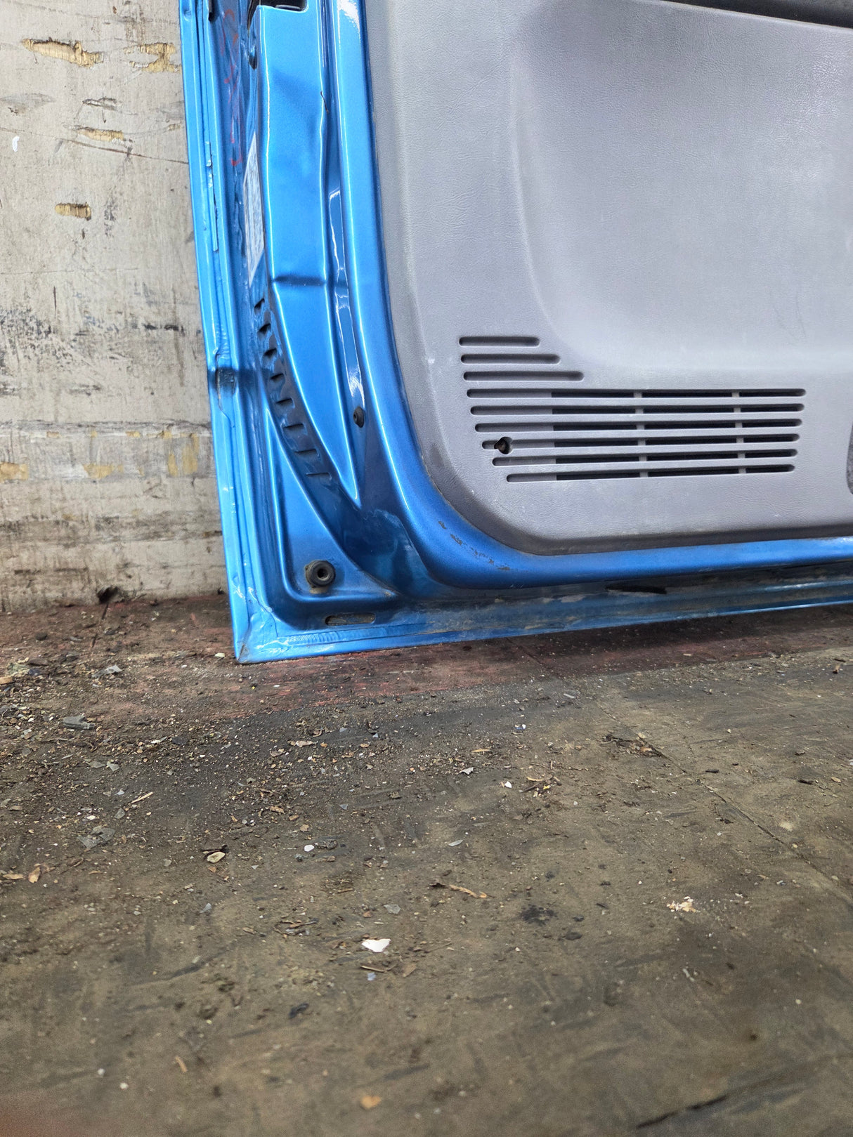 1993-2002 Ford Ranger Driver Side Front Left Hand Door