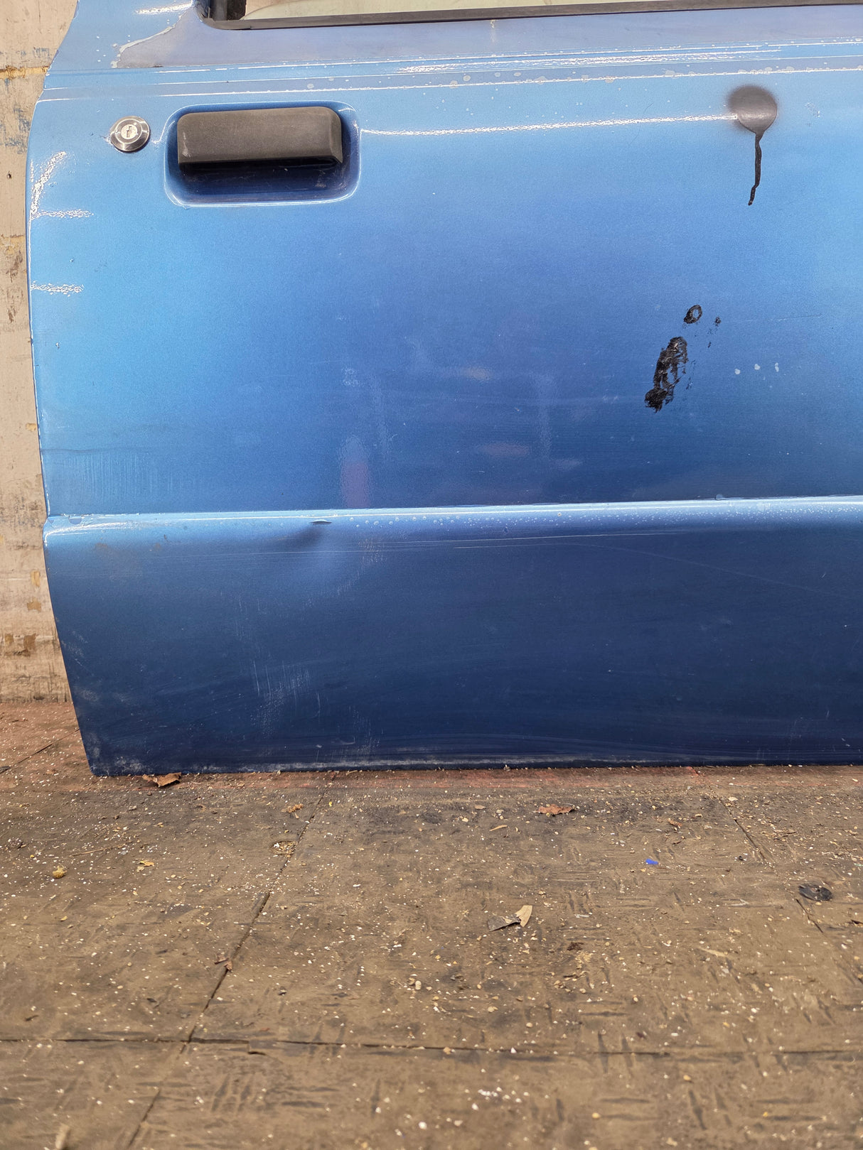 1993-2002 Ford Ranger Passenger Side Front Right Hand Door