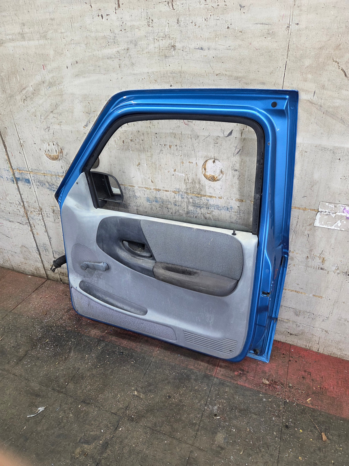 1993-2002 Ford Ranger Passenger Side Front Right Hand Door