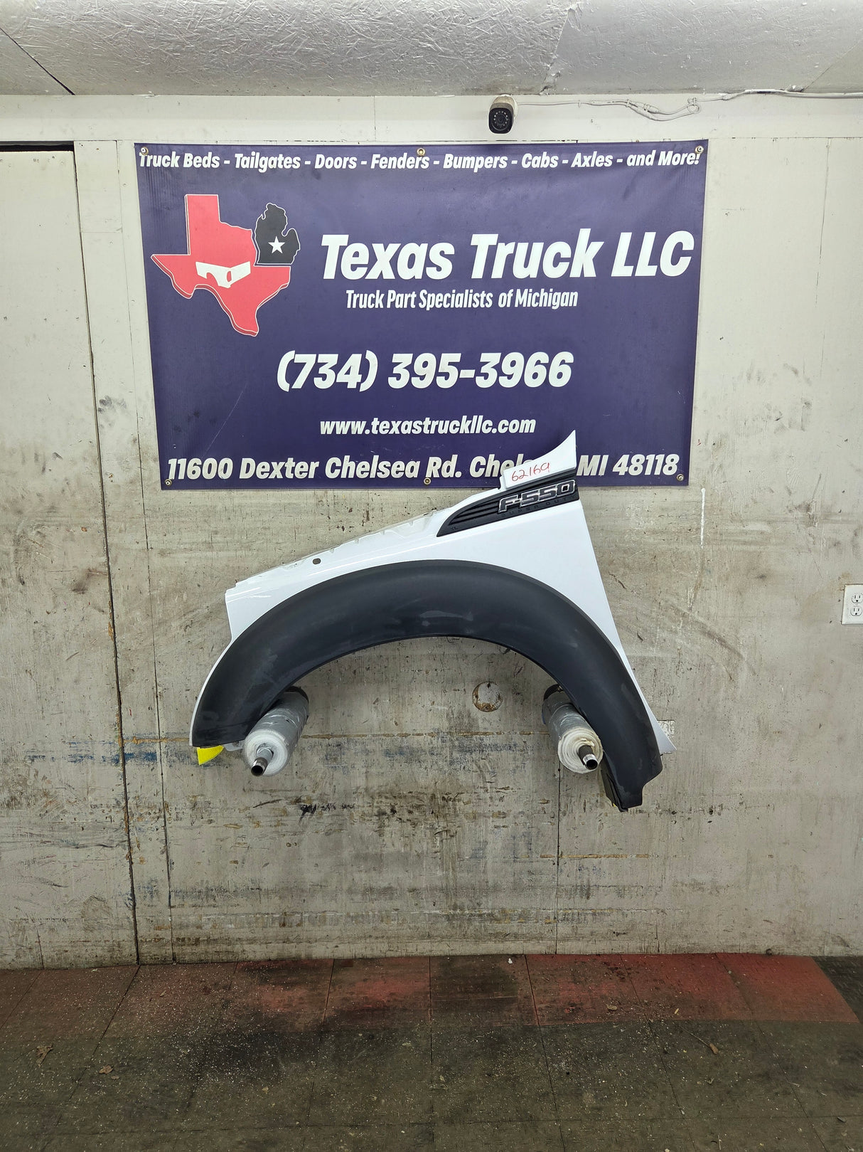 2011-2016 Ford Super Duty F450 F550 LH Driver Side Front Fender