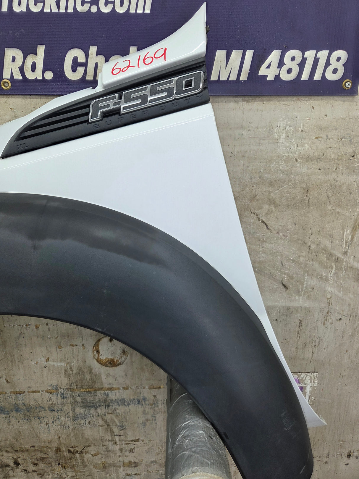 2011-2016 Ford Super Duty F450 F550 LH Driver Side Front Fender