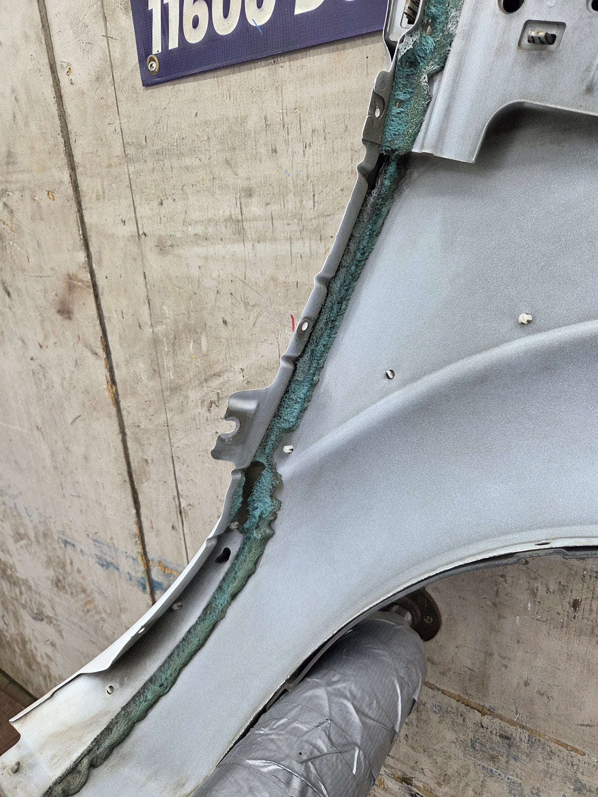 2011-2016 Ford Super Duty F450 F550 LH Driver Side Front Fender