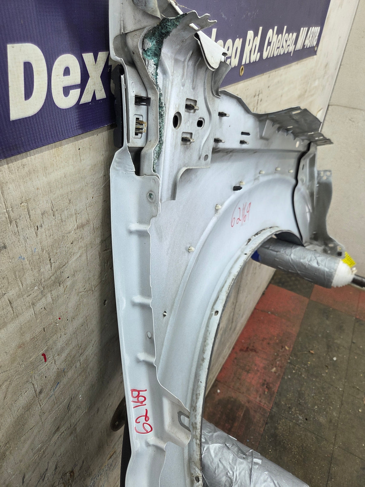 2011-2016 Ford Super Duty F450 F550 LH Driver Side Front Fender