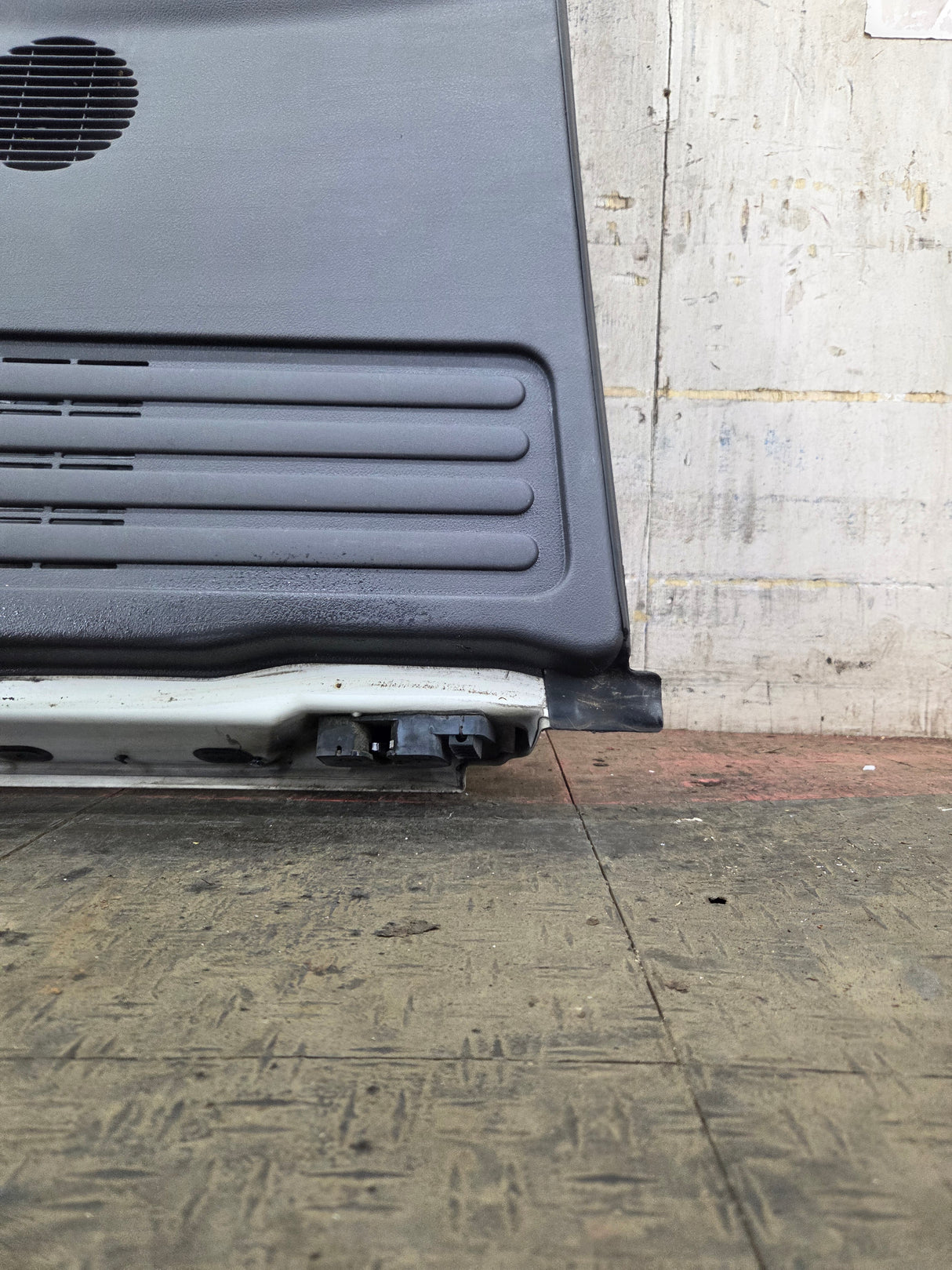 1994-2002 Dodge Ram 2nd Gen LH Driver Side Rear Extended Cab Door 1500 2500 3500