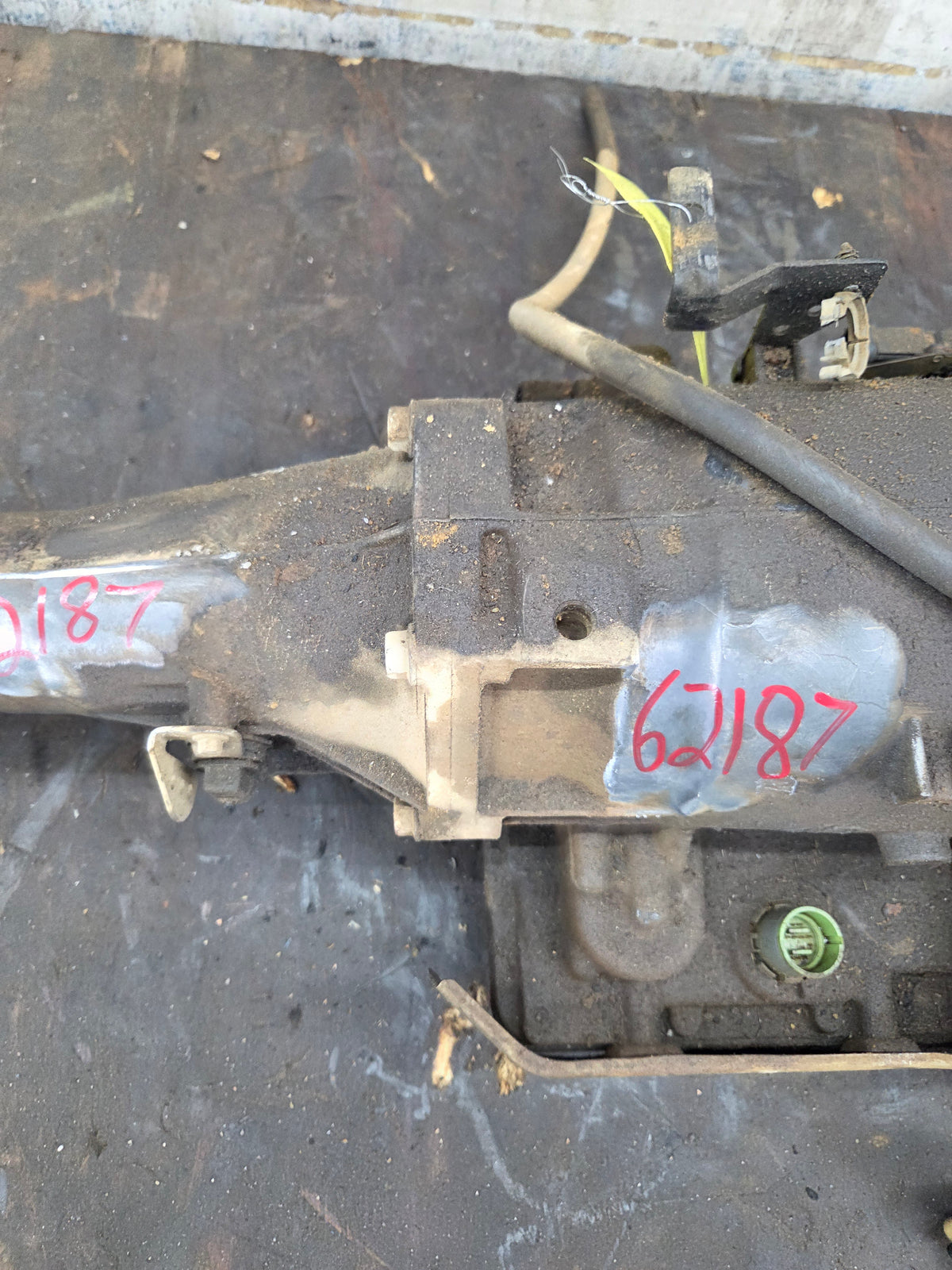 2003 Chevrolet GMC 5.3L 4L60E 2wd AUTOMATIC TRANSMISSION *Untested Core
