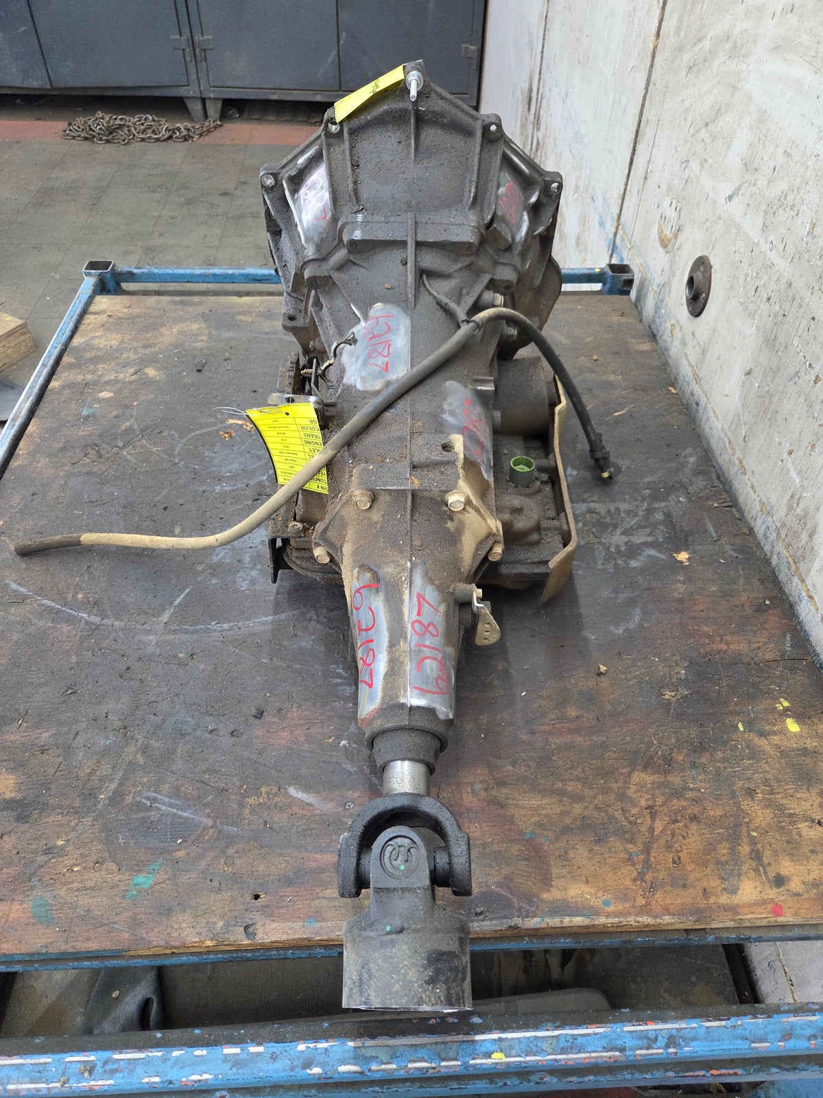 2003 Chevrolet GMC 5.3L 4L60E 2wd AUTOMATIC TRANSMISSION *Untested Core