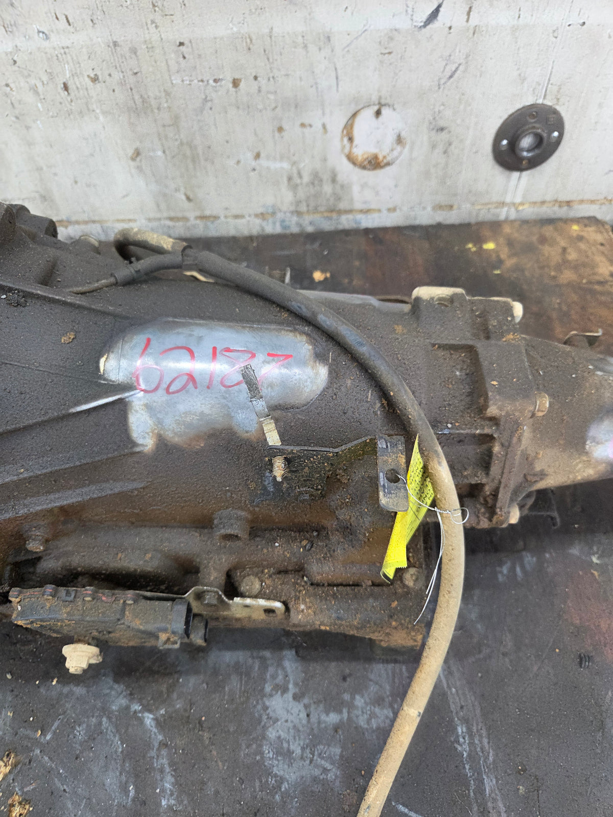 2003 Chevrolet GMC 5.3L 4L60E 2wd AUTOMATIC TRANSMISSION *Untested Core