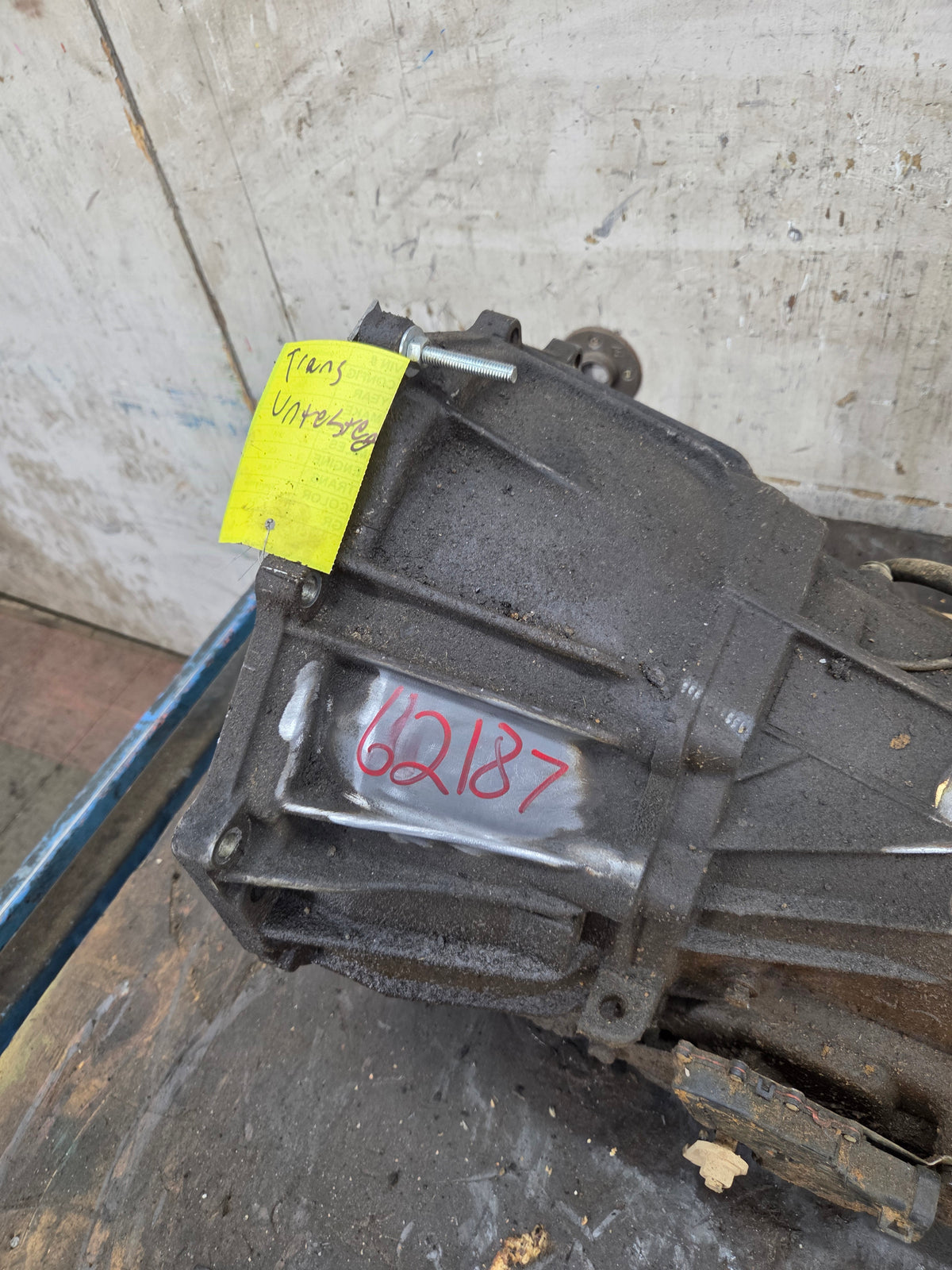 2003 Chevrolet GMC 5.3L 4L60E 2wd AUTOMATIC TRANSMISSION *Untested Core