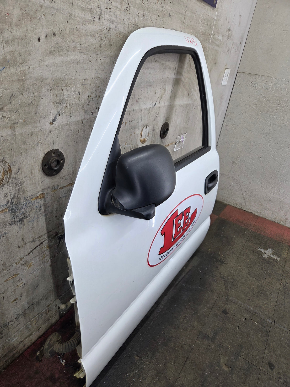 1999-2006 Chevrolet Silverado / GMC Sierra 1500 2500 3500 HD Front Driver Side Door LH
