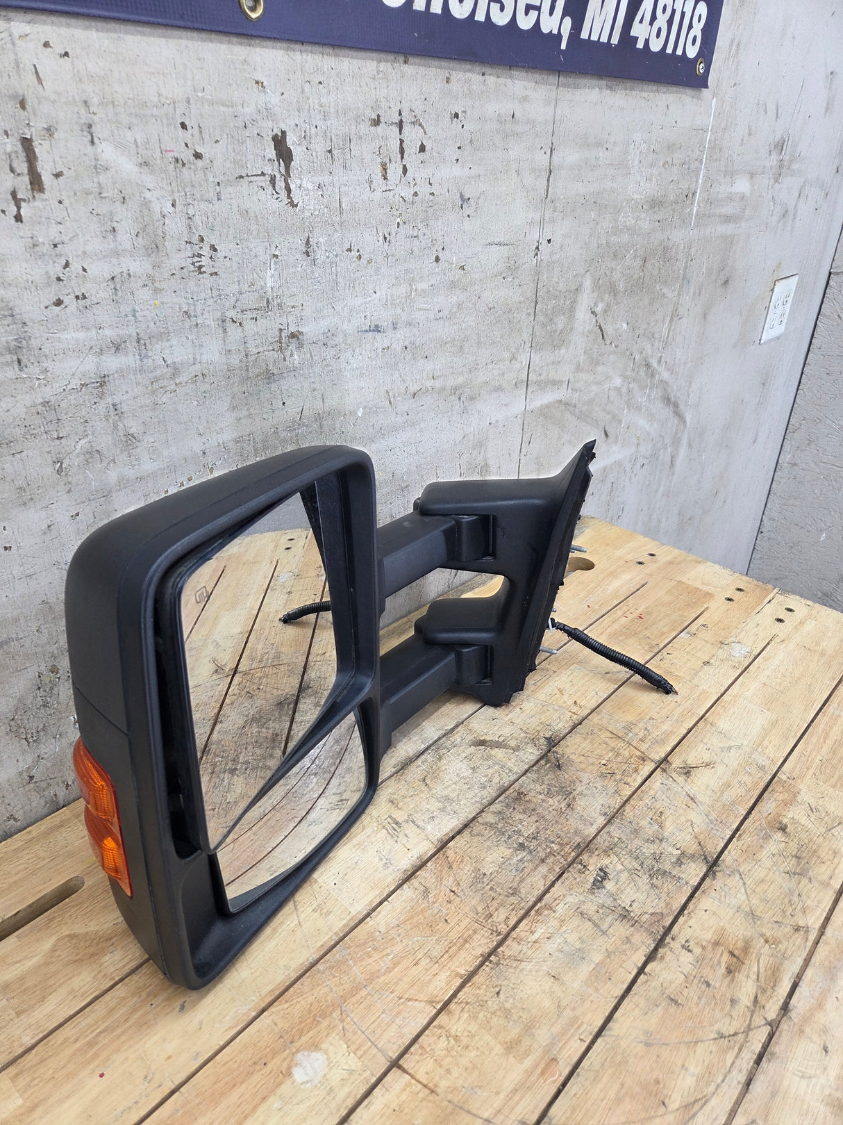 2008-2016 Ford Super Duty F250 F350 F450 F550 LH Driver Side Power and Heated Towing Mirror OEM