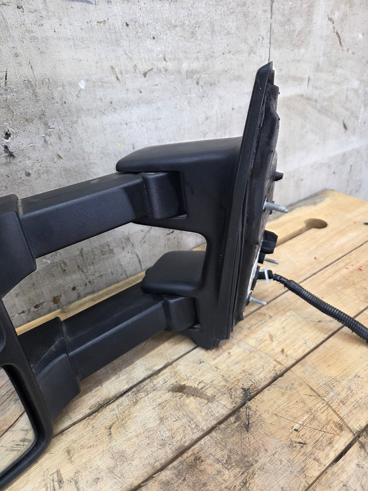 2008-2016 Ford Super Duty F250 F350 F450 F550 LH Driver Side Power and Heated Towing Mirror OEM
