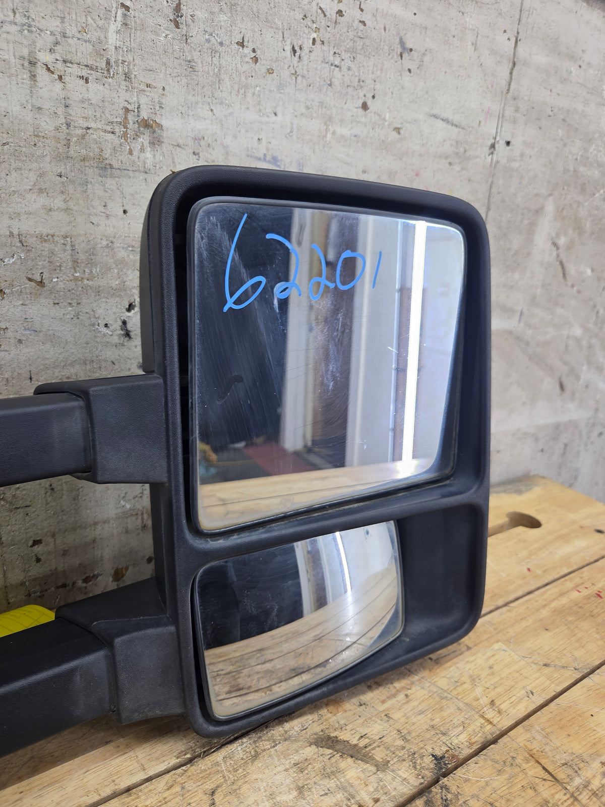 2008-2016 Ford Super Duty F250 F350 F450 F550 RH Passenger Side Power& Heated Towing Mirror OEM