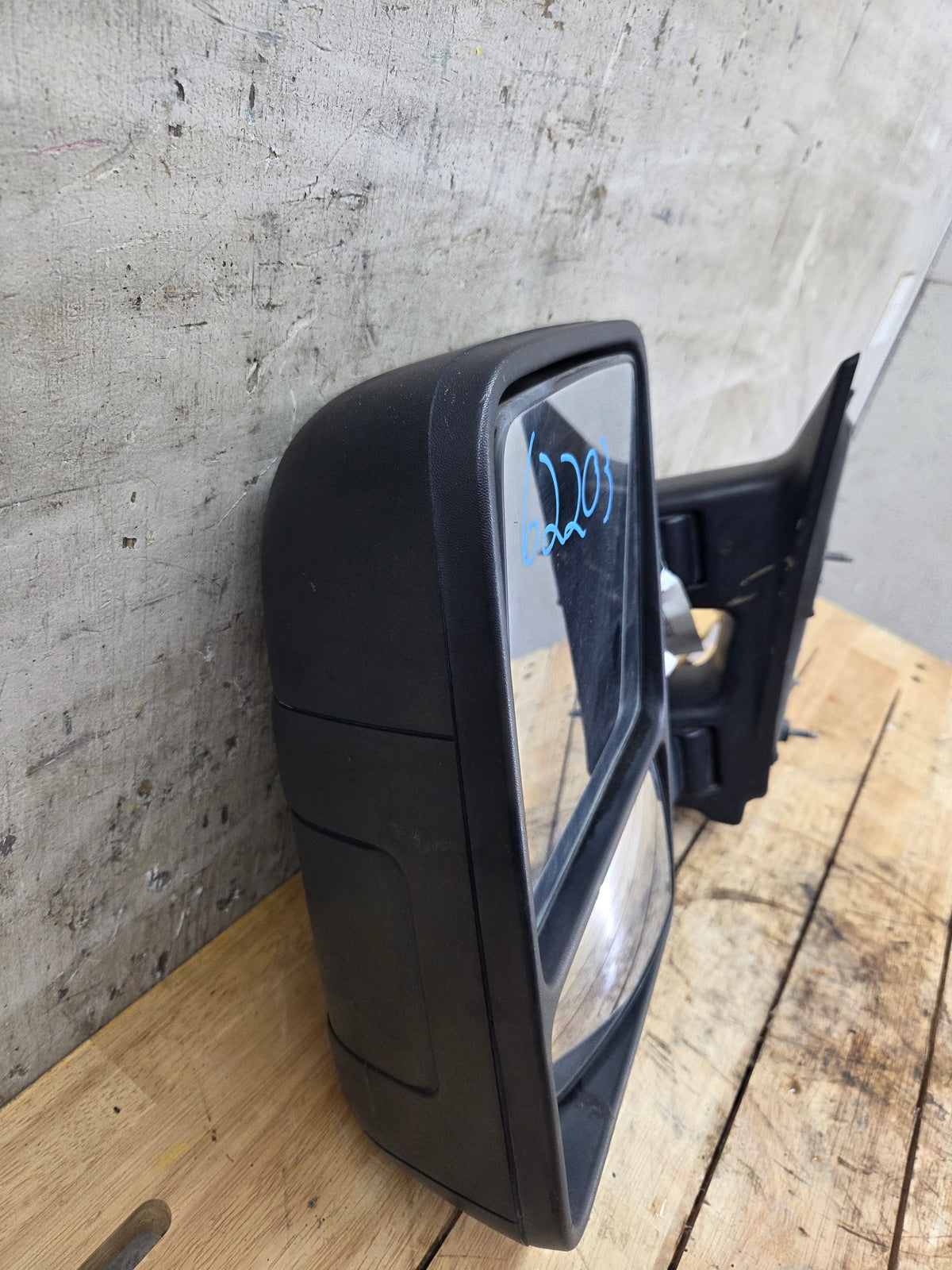 2008-2016 Ford Super Duty F250 F350 F450 F550 LH Driver Side Manual Towing Mirror OEM