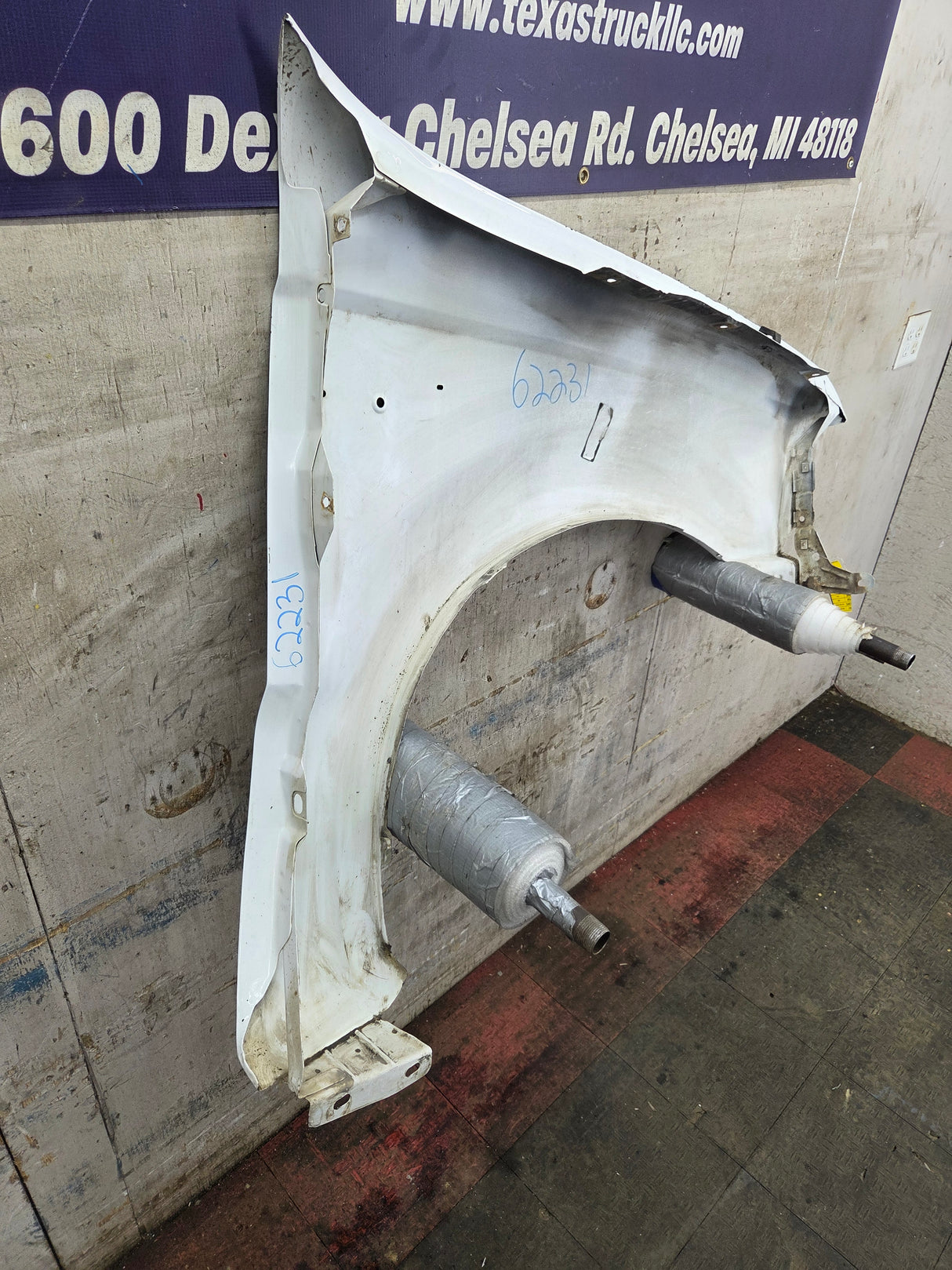 1999-2007 Ford Super Duty LH Driver Side Front Fender F250 F350 F450 F550 Excursion