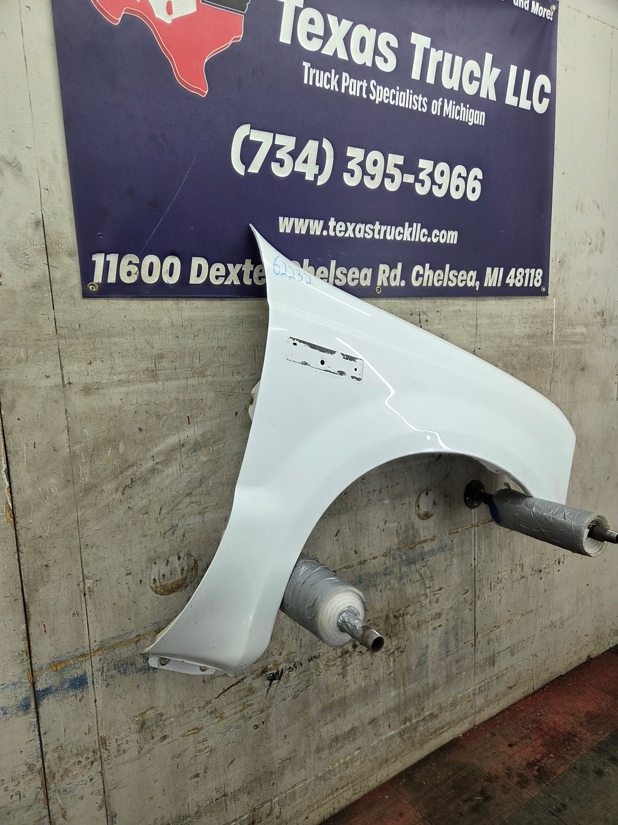 1999-2007 Ford Super Duty RH Passenger Side Front Fender F250 F350 F450 F550 Excursion