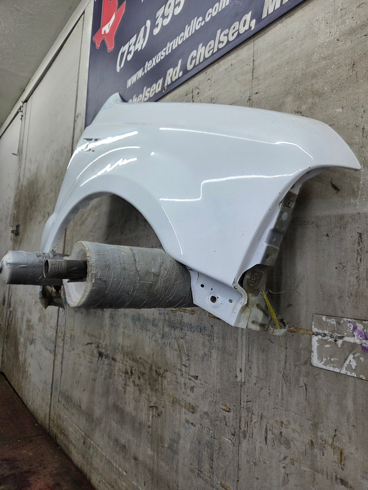 1999-2007 Ford Super Duty RH Passenger Side Front Fender F250 F350 F450 F550 Excursion