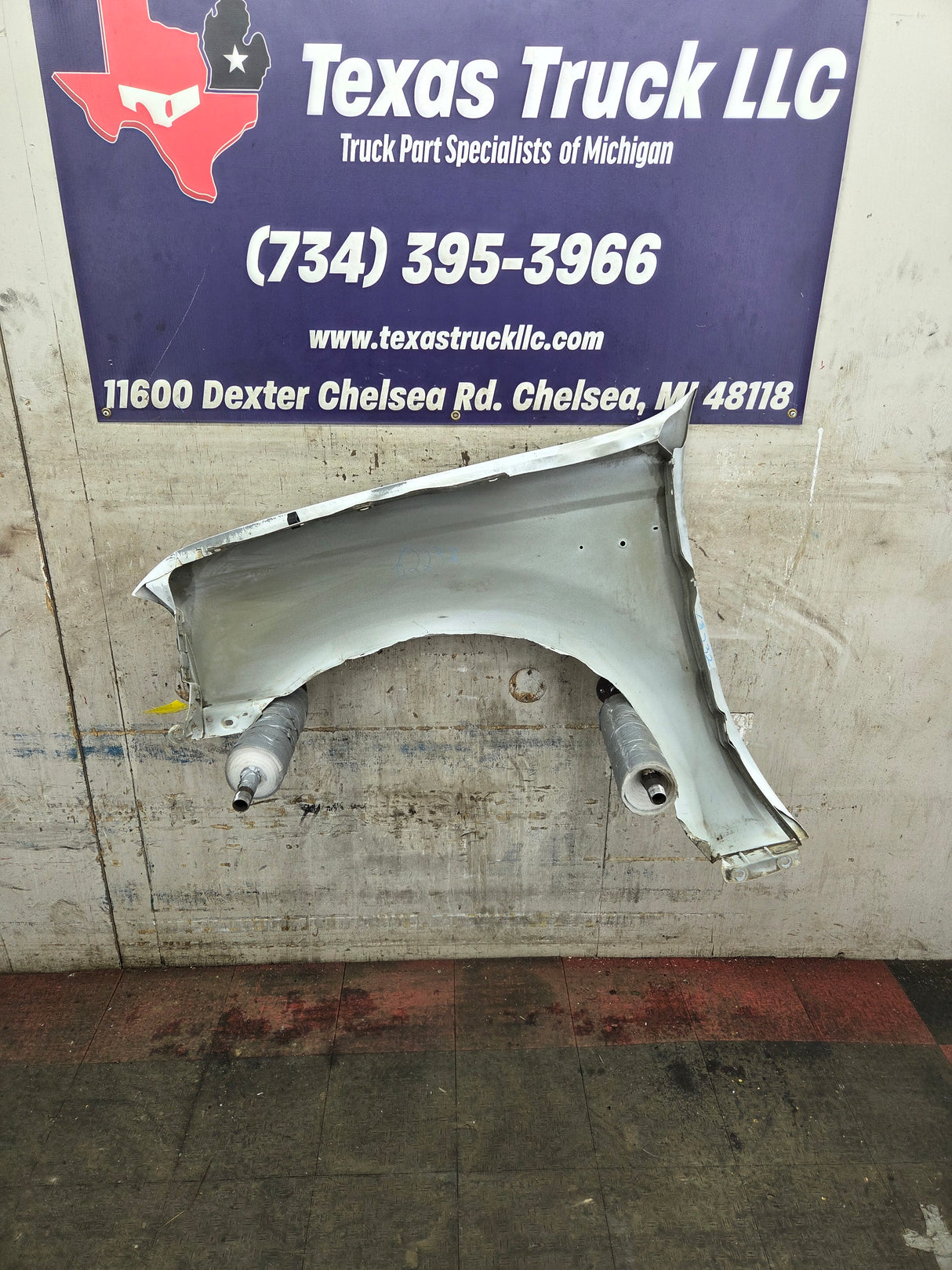 1999-2007 Ford Super Duty RH Passenger Side Front Fender F250 F350 F450 F550 Excursion
