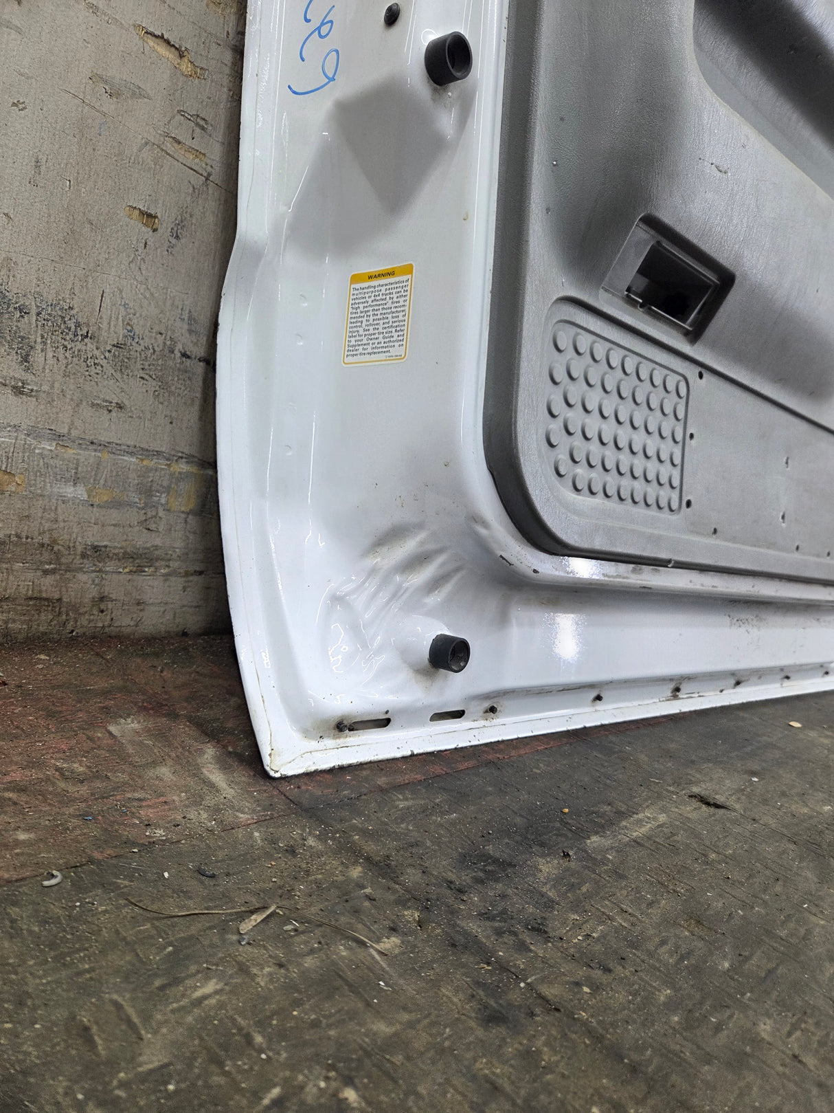 1999-2007 Ford Super Duty LH Driver Side Front Door F250 F350 F450 F550