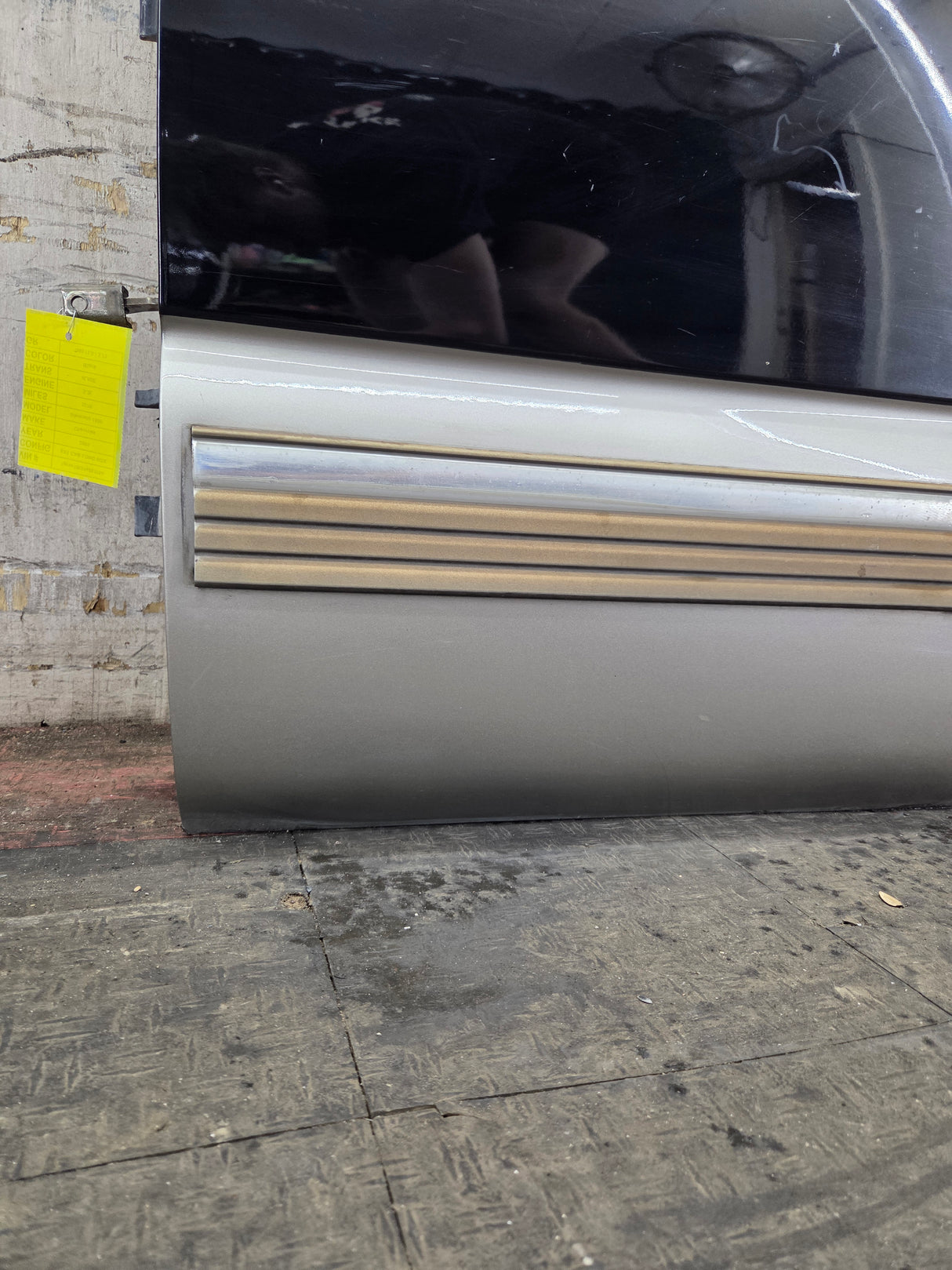 1999-2006 Chevrolet Silverado / GMC Sierra 1500 2500 3500 HD Rear Passenger side Extended Cab Rear Door