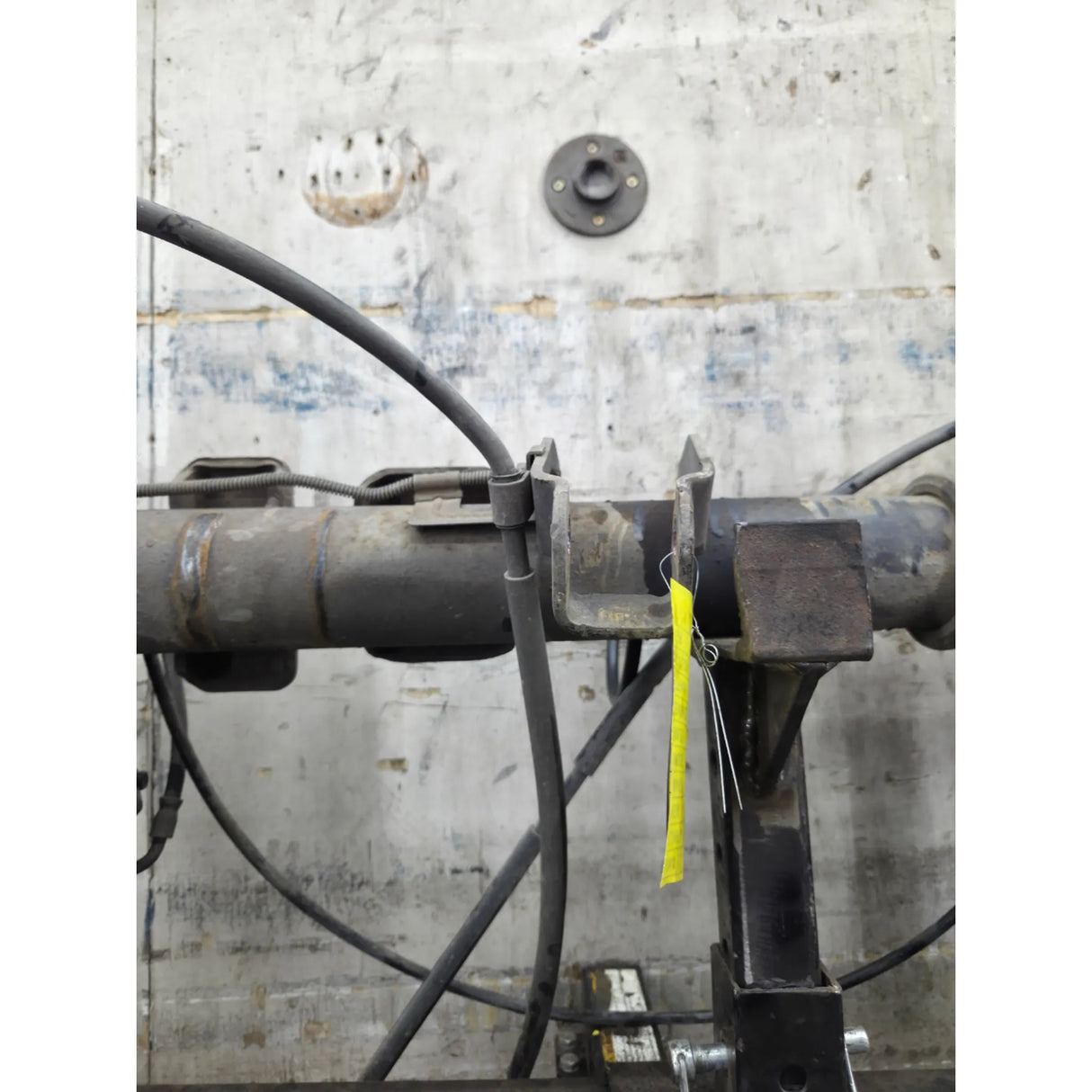 1999-2006 Chevrolet Silverado GMC Sierra 1500 3.73 Rear Axle