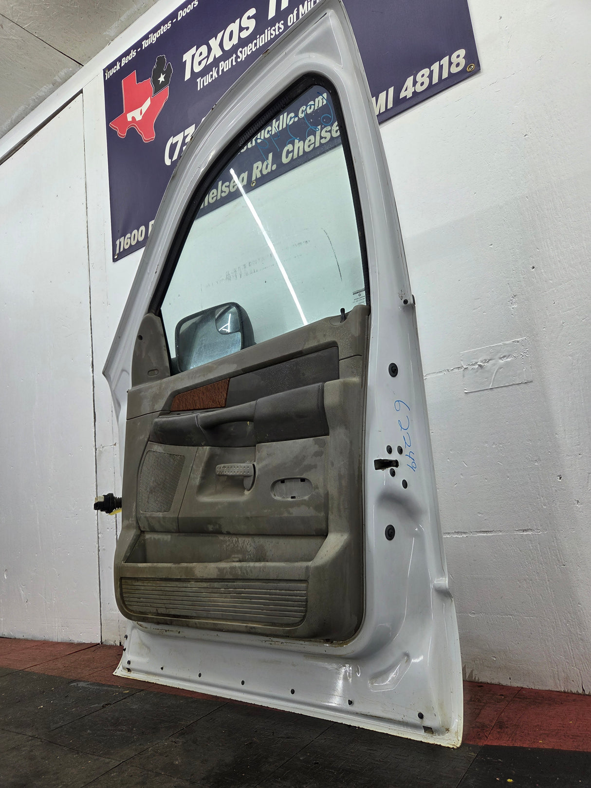 2003-2008 Dodge Ram 3rd Gen Passenger Side Front Quad Cab Crew Cab Door 1500 2500 3500 4500 5500