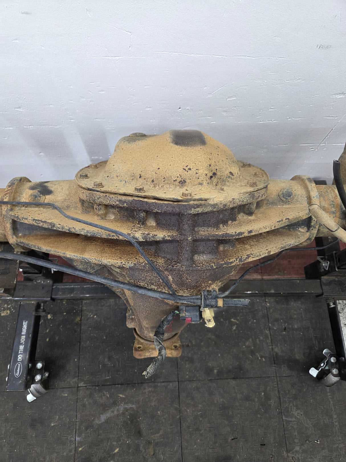 2004-2008 Dodge Ram 2500 3500 8 Lug Rear 11.5" Axle 3.73 Gear Ratio 3rd Gen