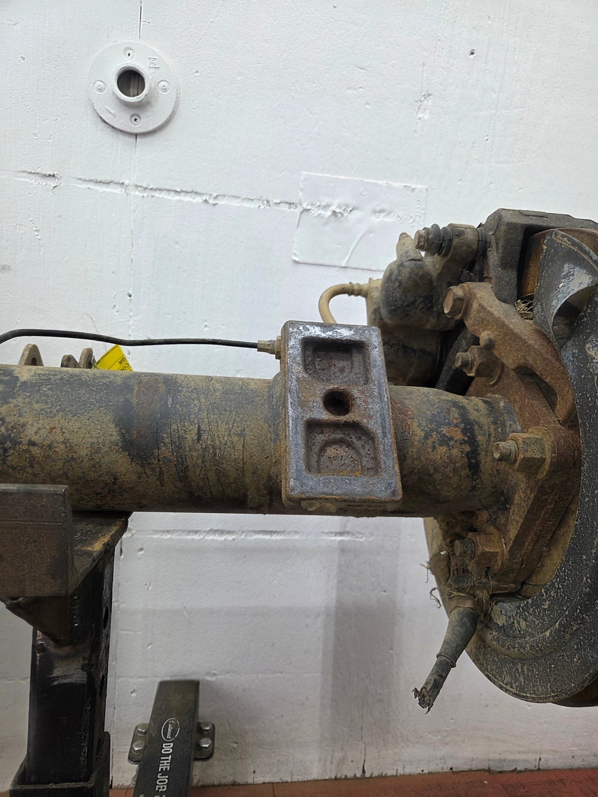 2004-2008 Dodge Ram 2500 3500 8 Lug Rear 11.5" Axle 3.73 Gear Ratio 3rd Gen