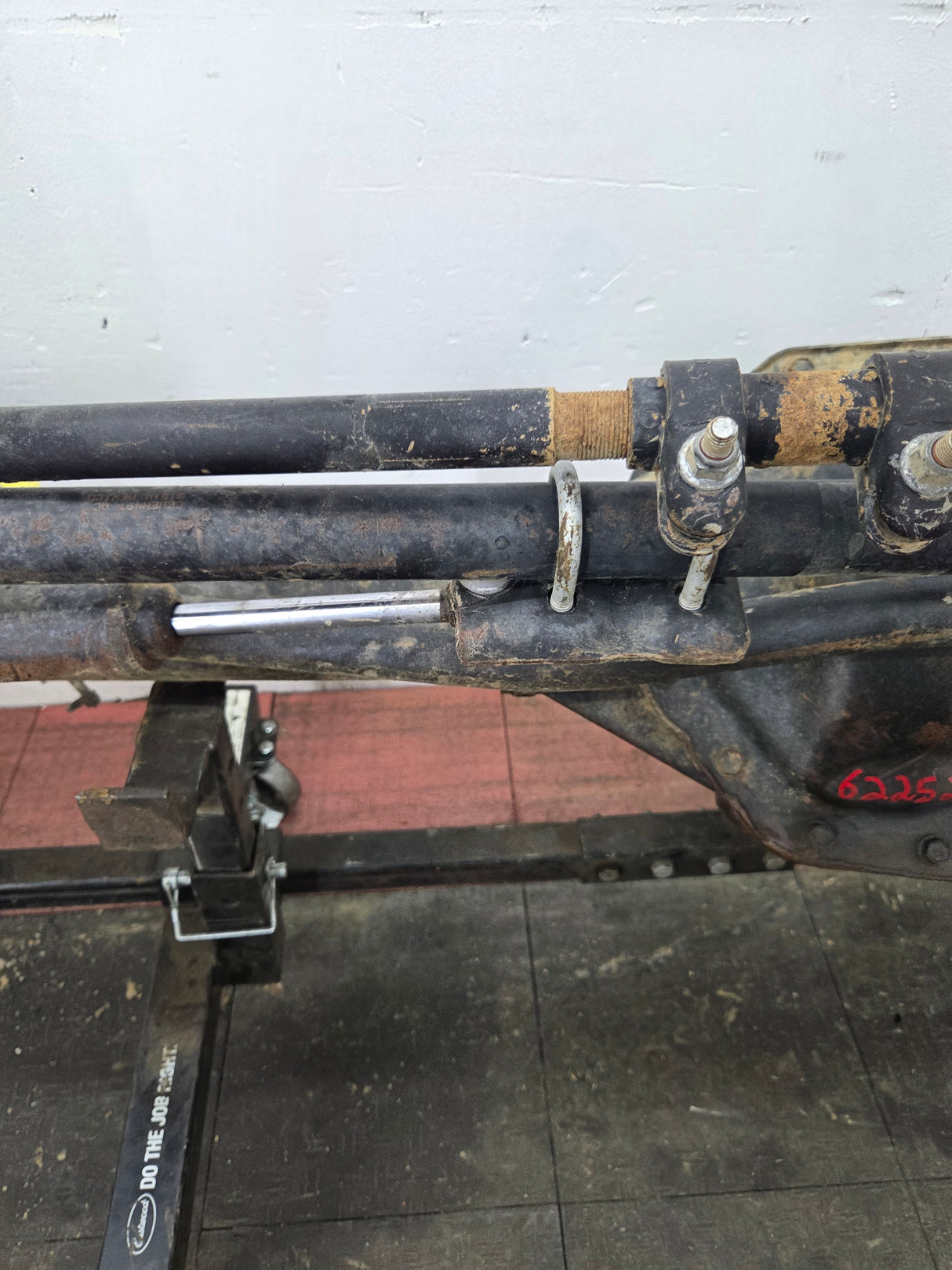 2006-2007 Dodge Ram 2500 3500 8 Lug Front Axle 3.73 Gear Ratio 3rd Gen