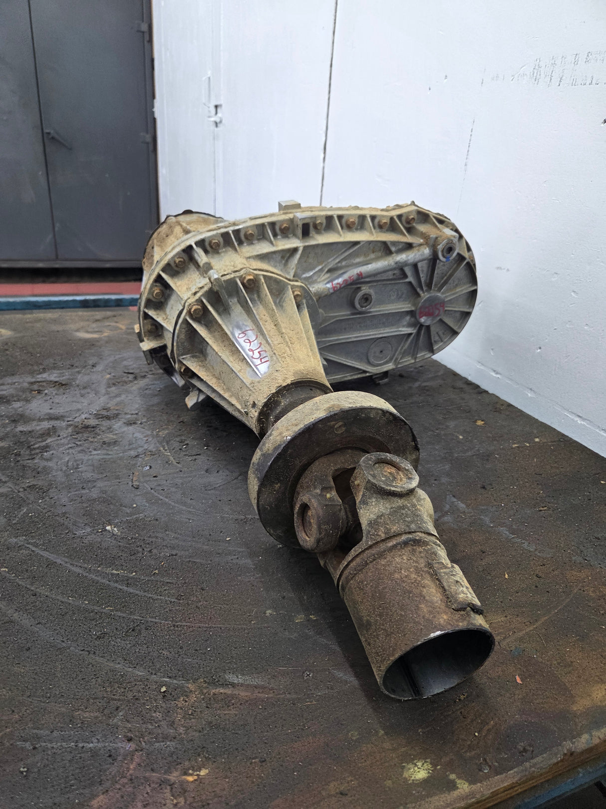 2004-2011 Dodge Ram Manual Shift Transfer Case opt DH1, exc. Power Wagon Automatic Transmission Cummins Diesel 24 valve Model NV271