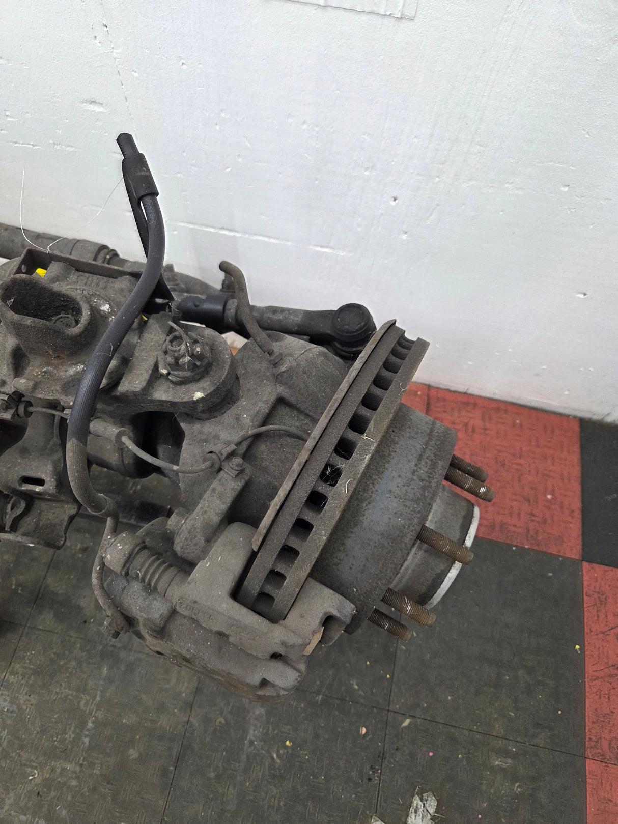 2011-2012 Ford Super Duty F250 F350 Front Axle 3.73 Gear Ratio