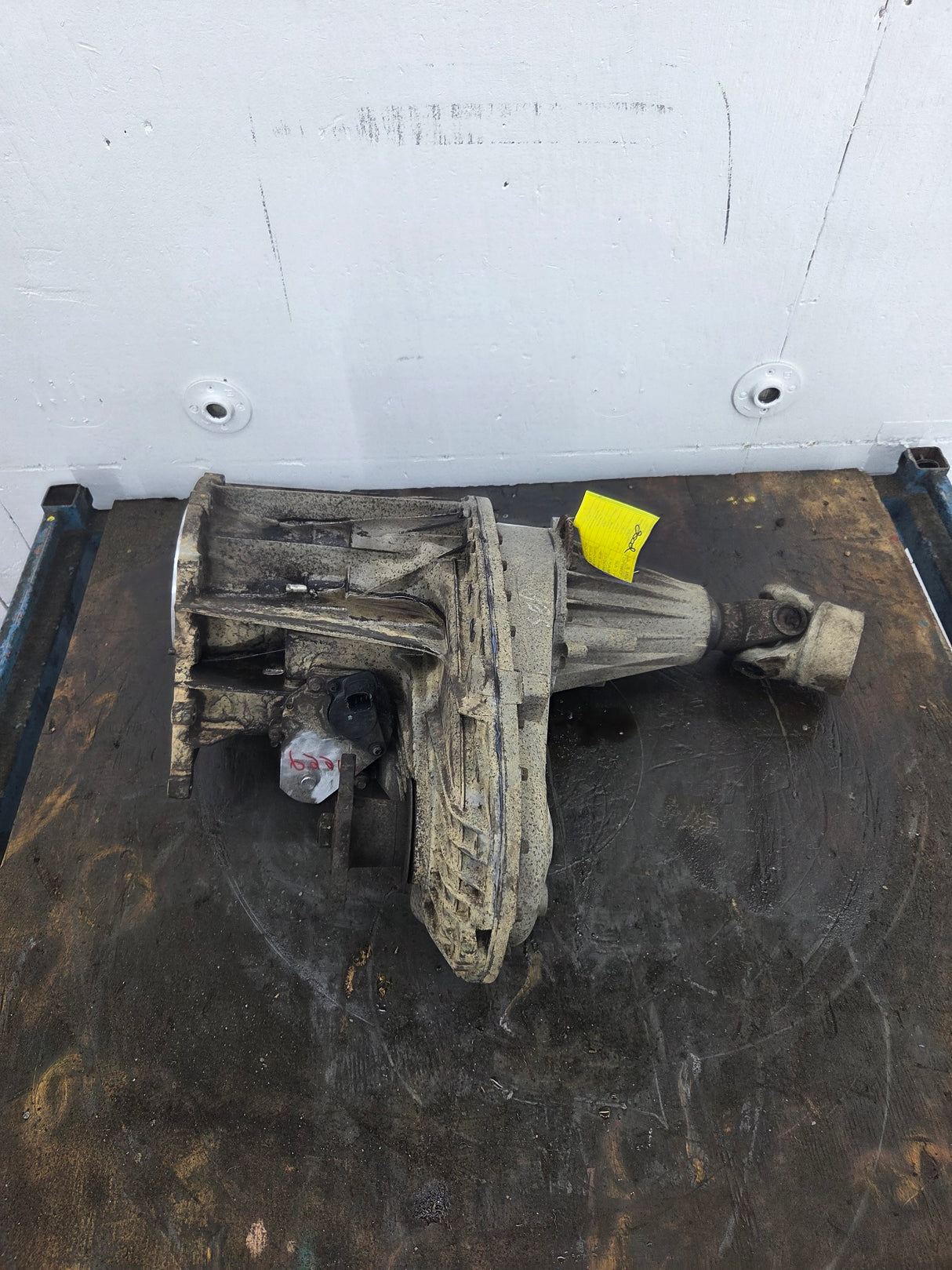 2011-2016 6.2L 6.7L PSD Transfer Case Flange Yoke Manual Shift Ford F250 F350 F450 F550 Super Duty