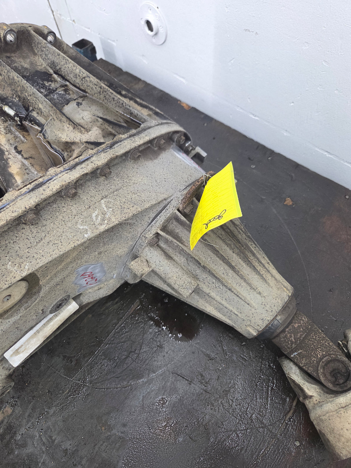 2011-2016 6.2L 6.7L PSD Transfer Case Flange Yoke Manual Shift Ford F250 F350 F450 F550 Super Duty