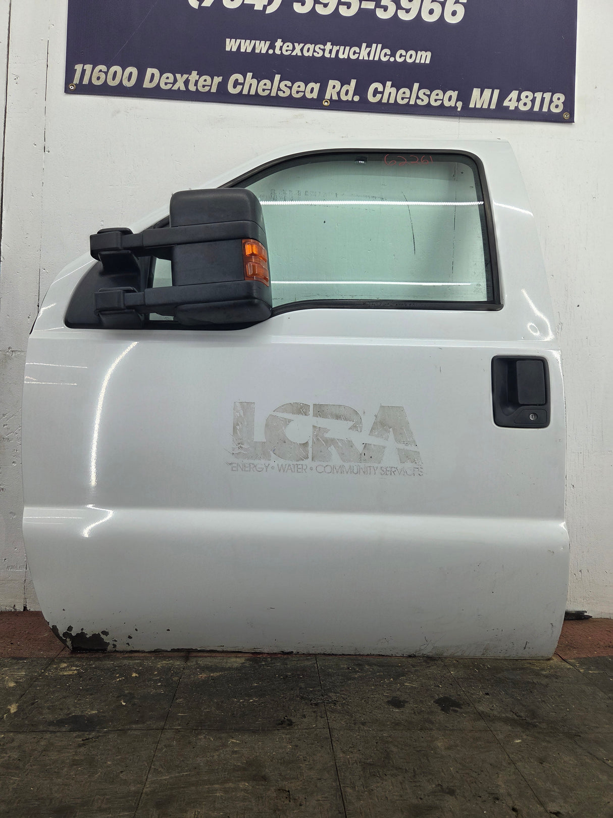 2012-2016 Ford Super Duty LH Driver Side Front Door F250 F350 F450 F550