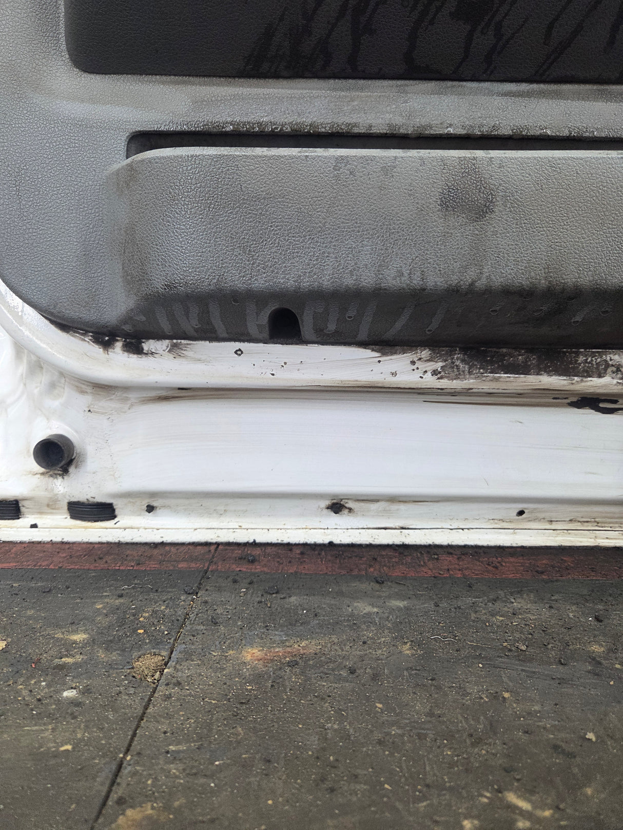 2012-2016 Ford Super Duty LH Driver Side Front Door F250 F350 F450 F550