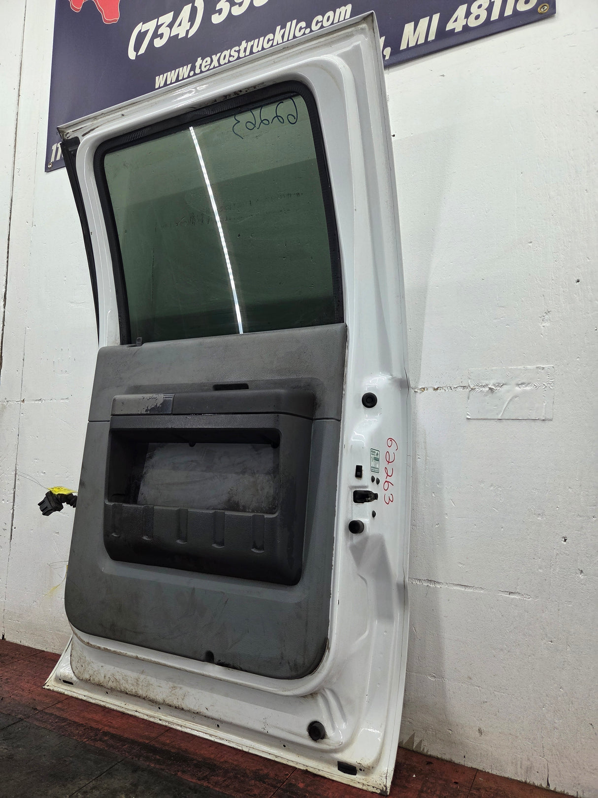 2012-2016 Ford Super Duty Driver Rear Door LH Crew Cab F250 F350 F450 F550