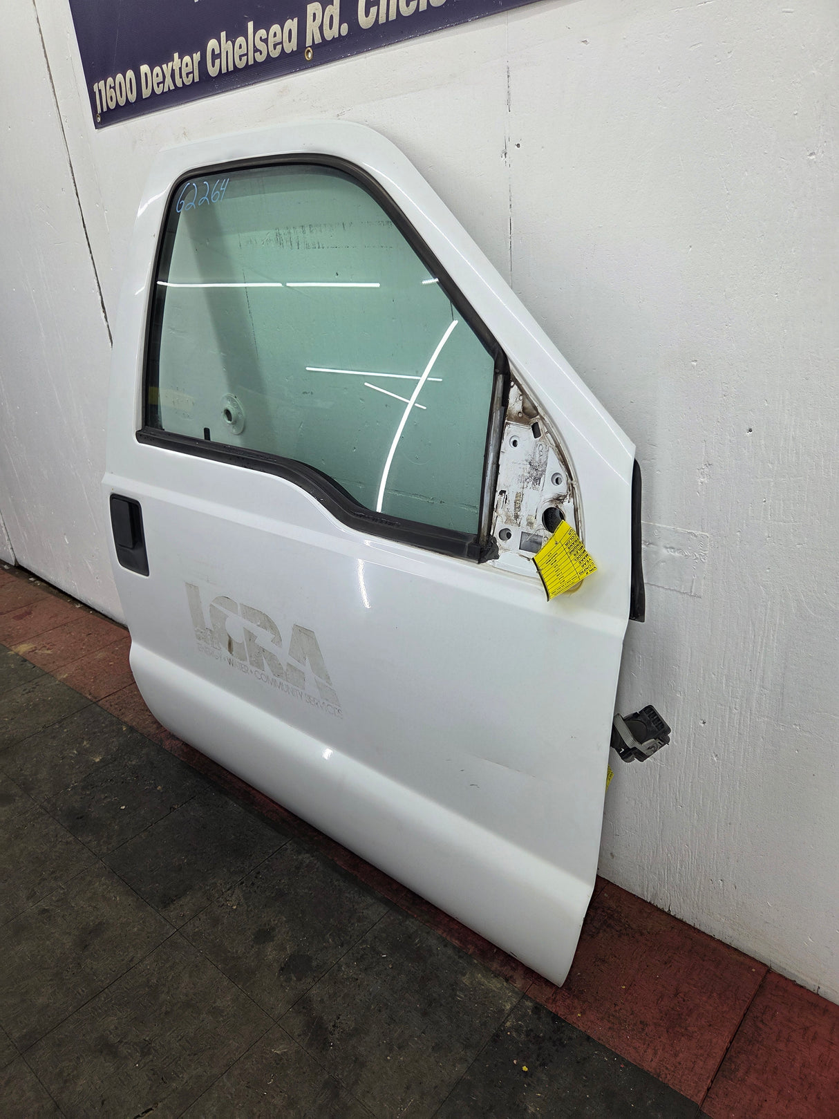 2012-2016 Ford Super Duty RH Passenger Side Front Door F250 F350 F450 F550