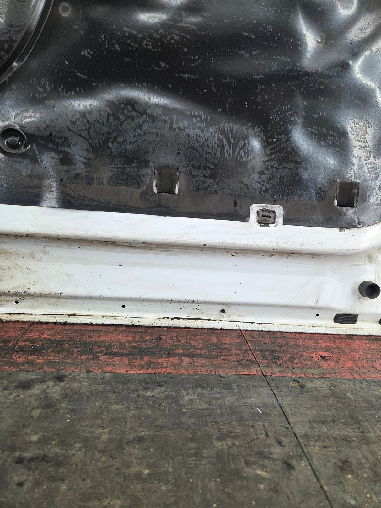 2012-2016 Ford Super Duty RH Passenger Side Front Door F250 F350 F450 F550