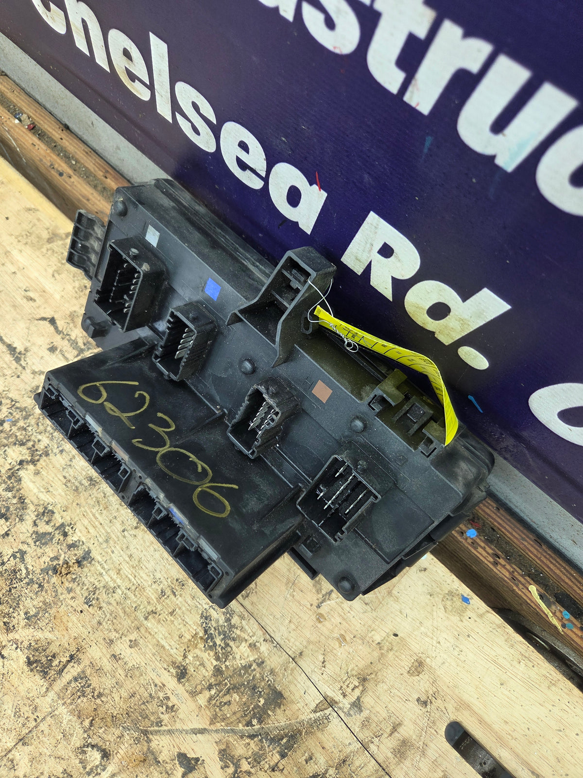 2006 Dodge Ram 1500 2500 5.7L Totally Integrated Power Module Fuse Box - P56049889AM