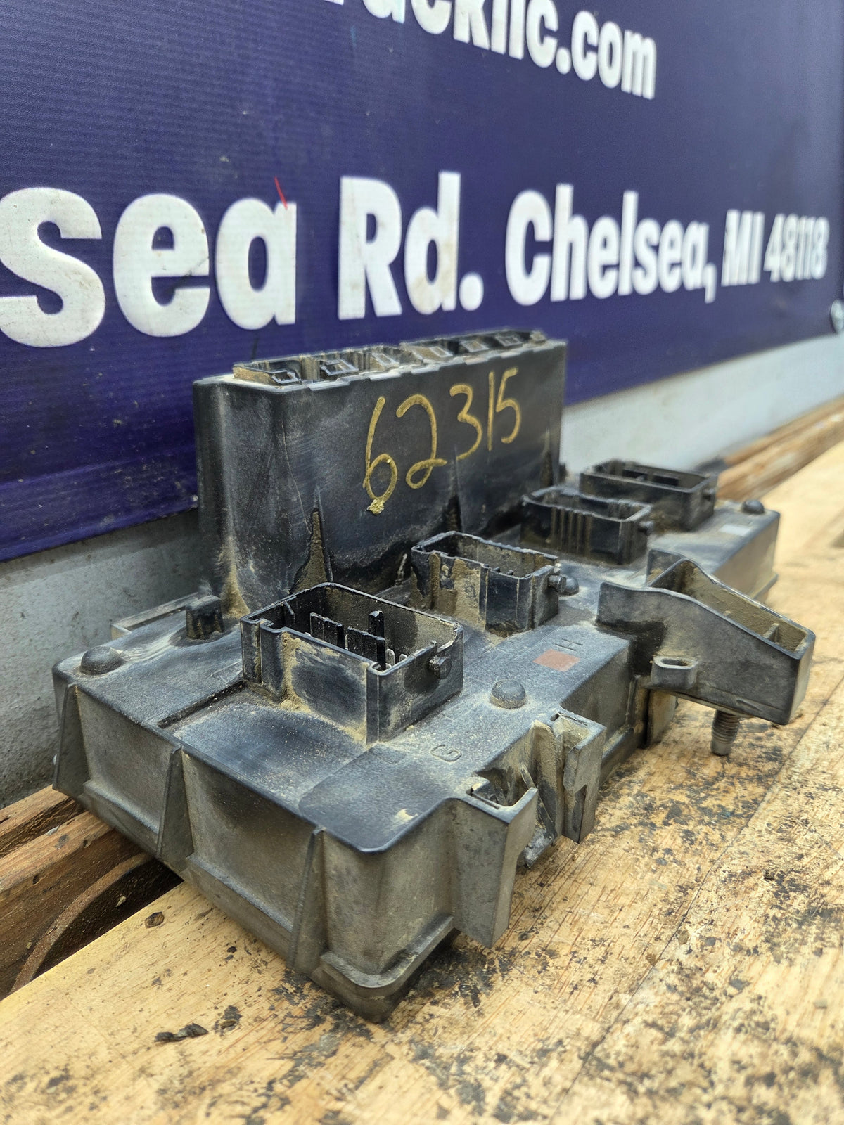 2006 Dodge Ram 2500 3500 5.9L Cummins Totally Integrated Power Module Fuse Box - P56049894AO