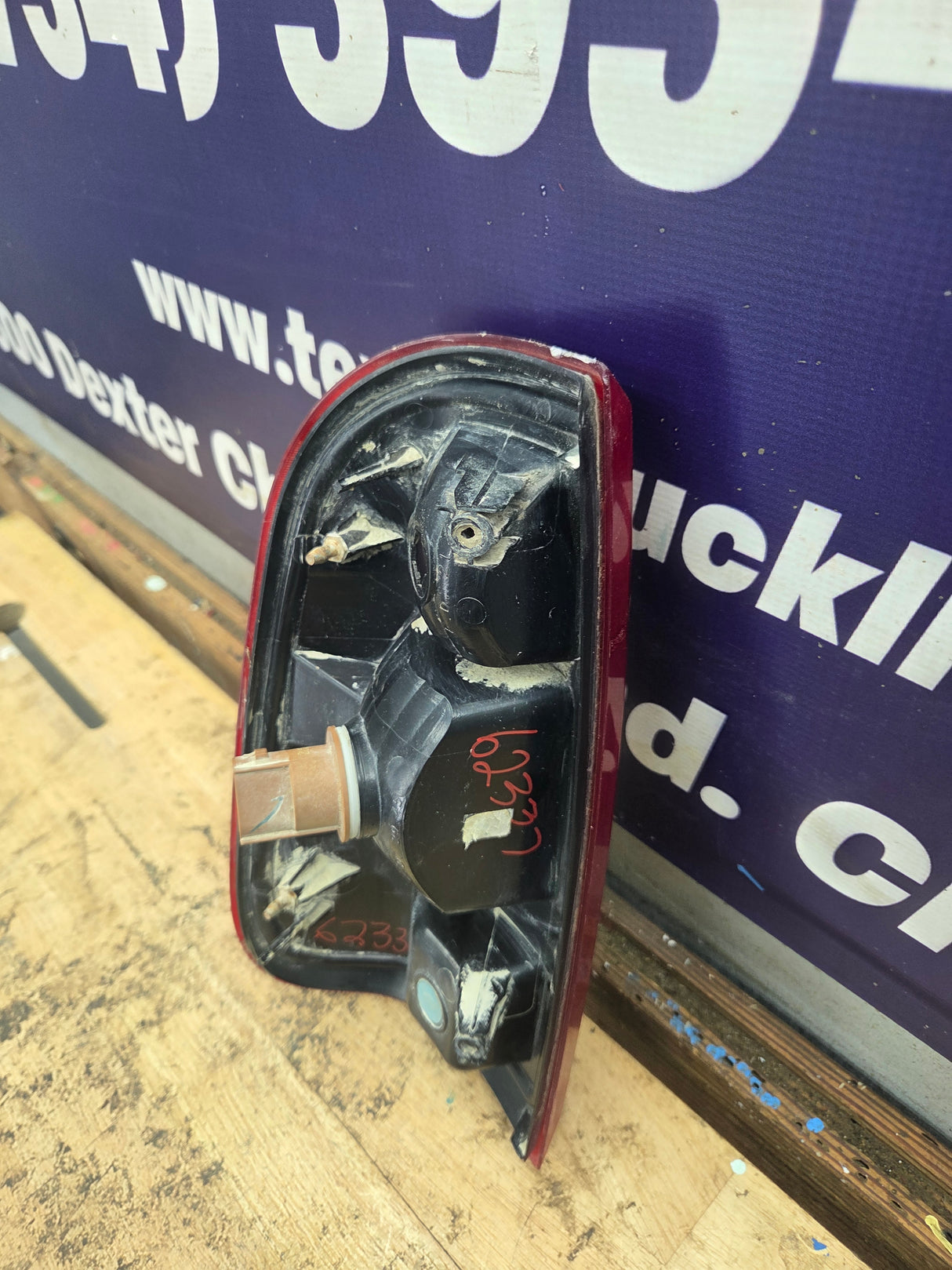 2008-2016 Ford Super Duty Passenger Side Tail Light F250 F350 F450 F550 7C34-13B504-A