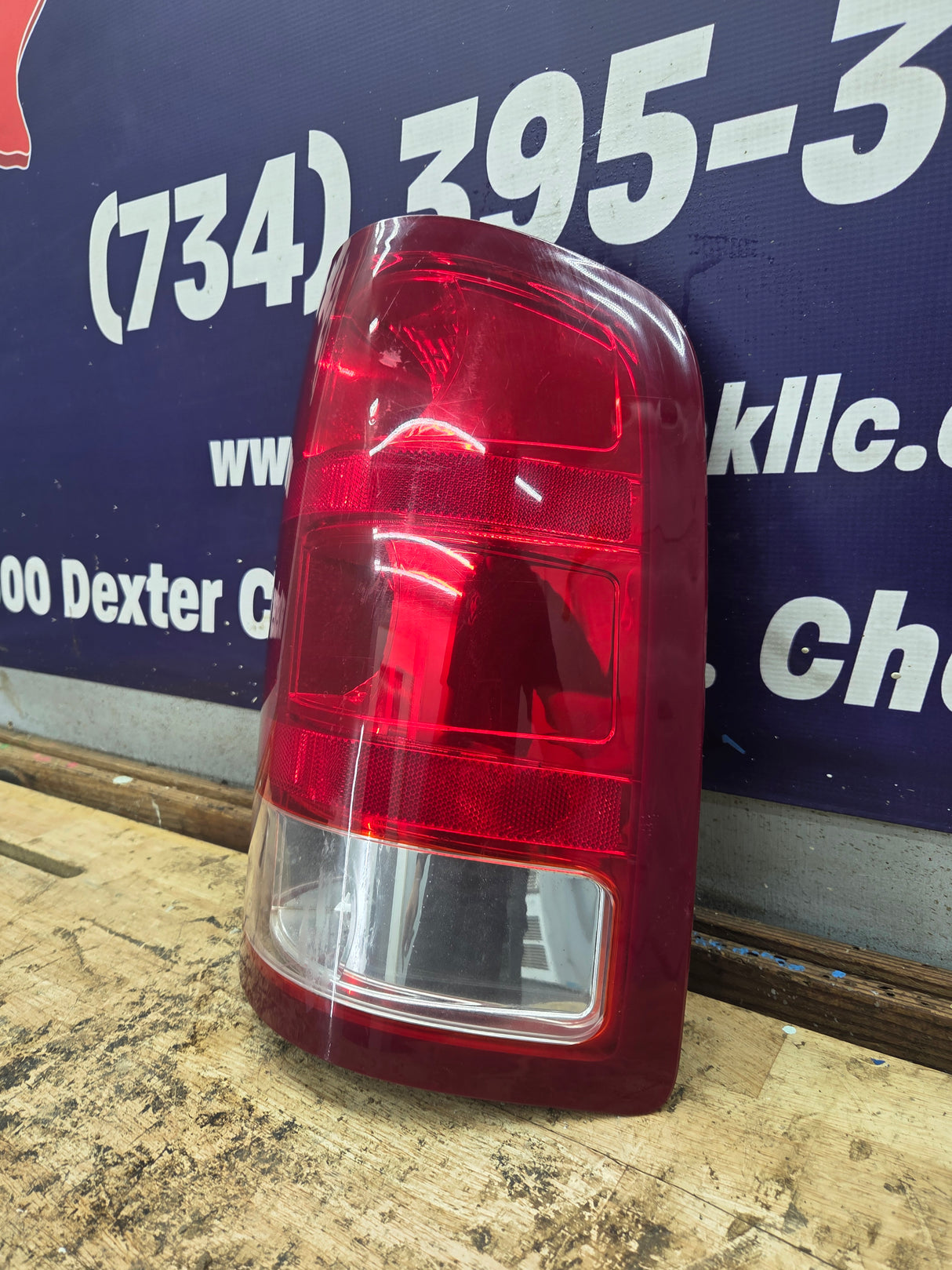 2007-2013 GMC Sierra Passenger Side Tail Light
