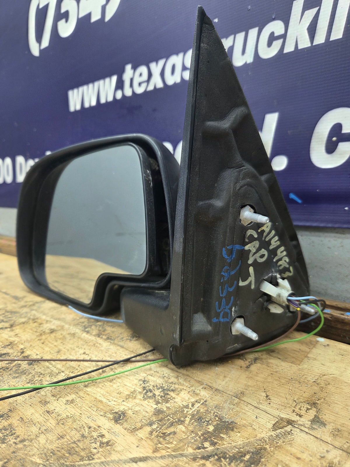 1999-2006 Chevrolet Silverado GMC Sierra 1500 2500 LH Driver Side Power and Heat Mirror