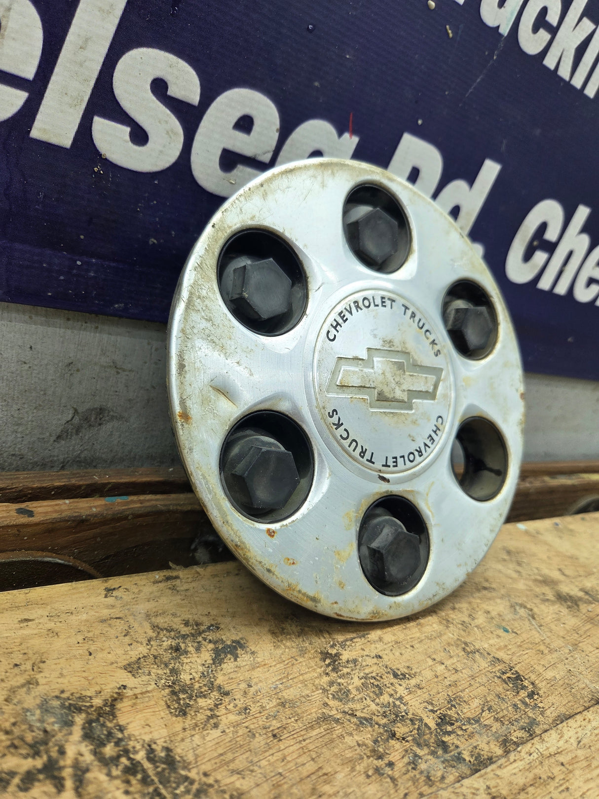 1999-2008 Chevrolet Silverado Suburban Tahoe Express Avalanche 1500 Center Cap Hub Cap 15712387