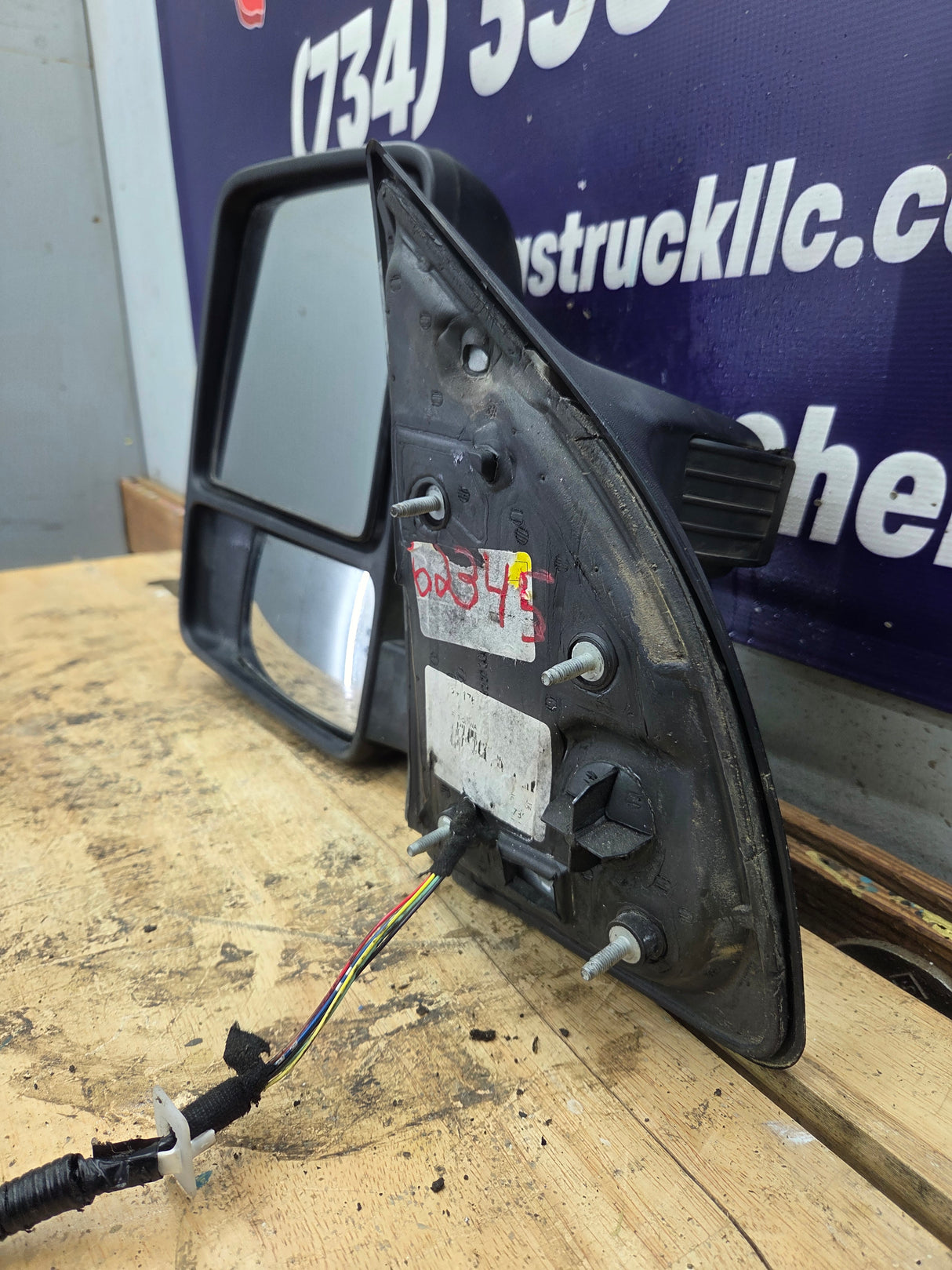 2008-2016 Ford Super Duty F250 F350 F450 F550 LH Driver Side Power Fold & Telescope Heated Towing Mirror OEM (Copy)