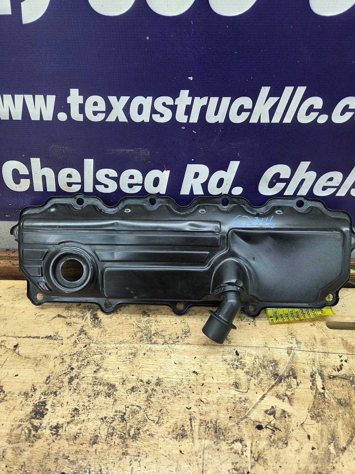 2004-2010 Ford Econoline E150 E250 E350 E450 6.0L Passenger Side Valve Cover