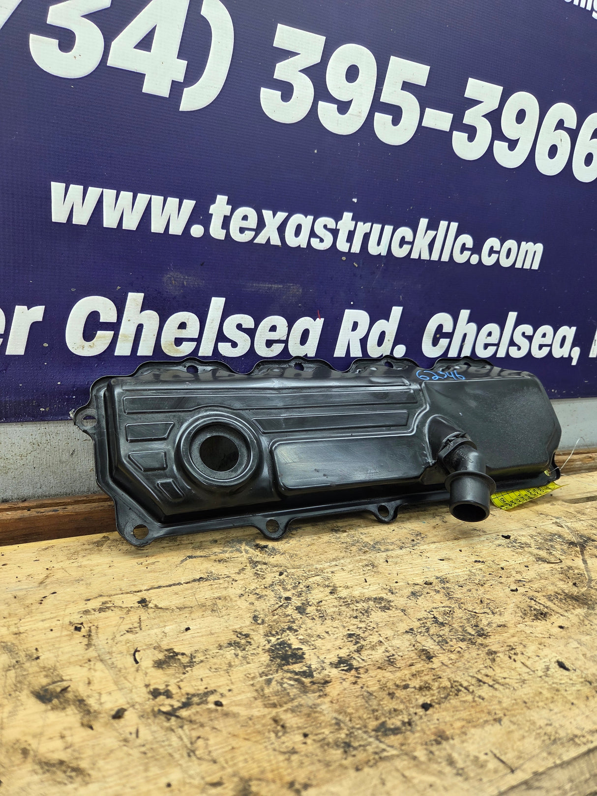 2004-2010 Ford Econoline E150 E250 E350 E450 6.0L Passenger Side Valve Cover