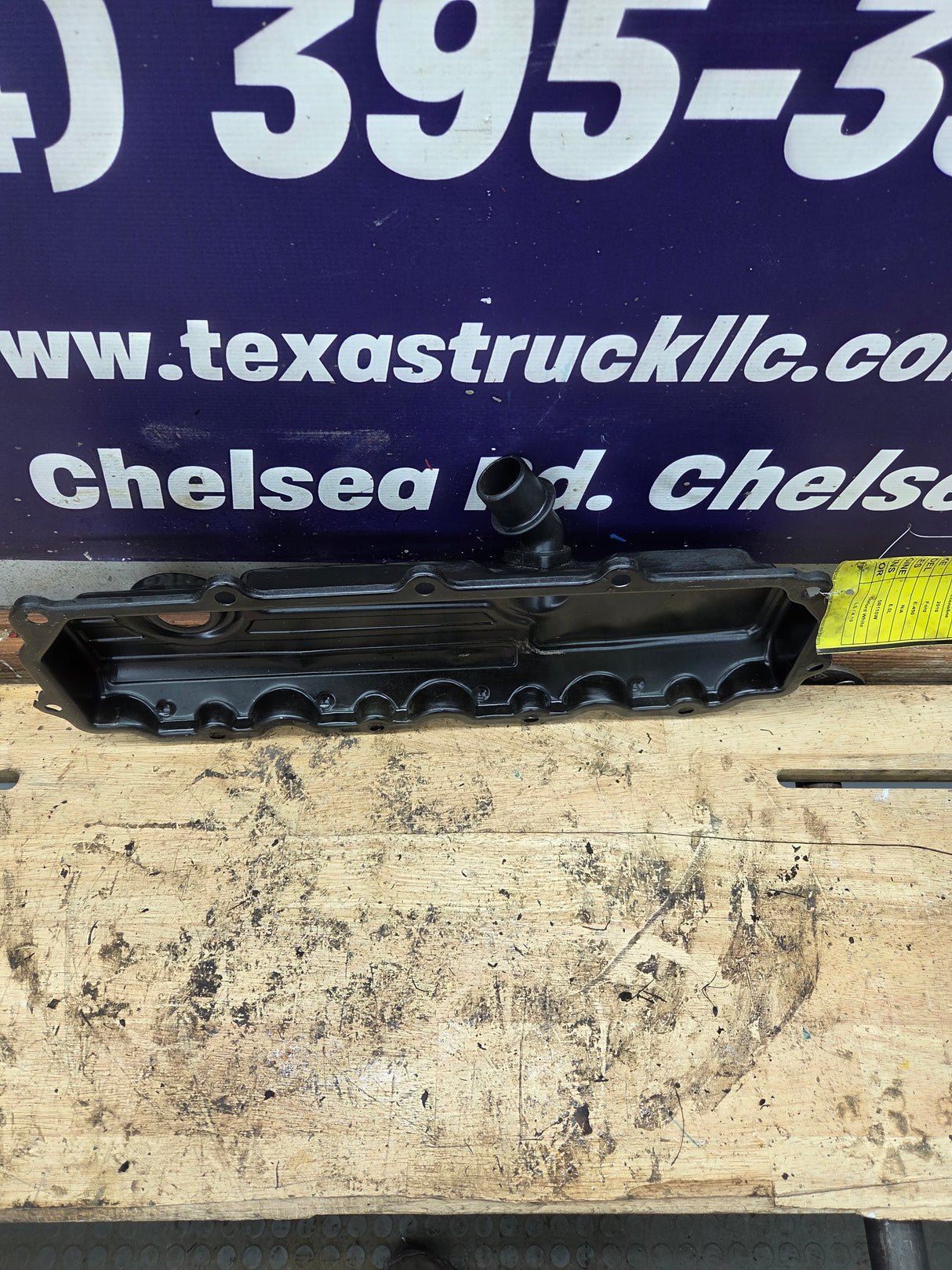 2004-2010 Ford Econoline E150 E250 E350 E450 6.0L Passenger Side Valve Cover